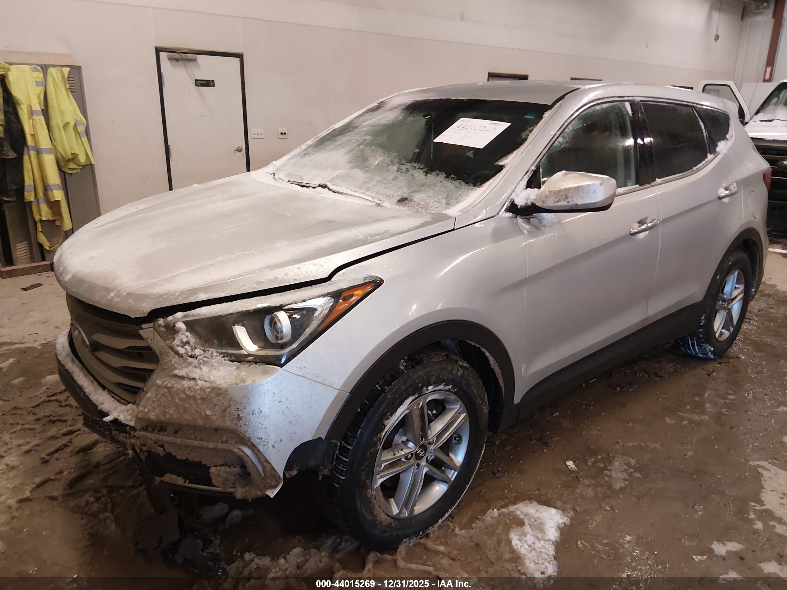 HYUNDAI SANTA image 2