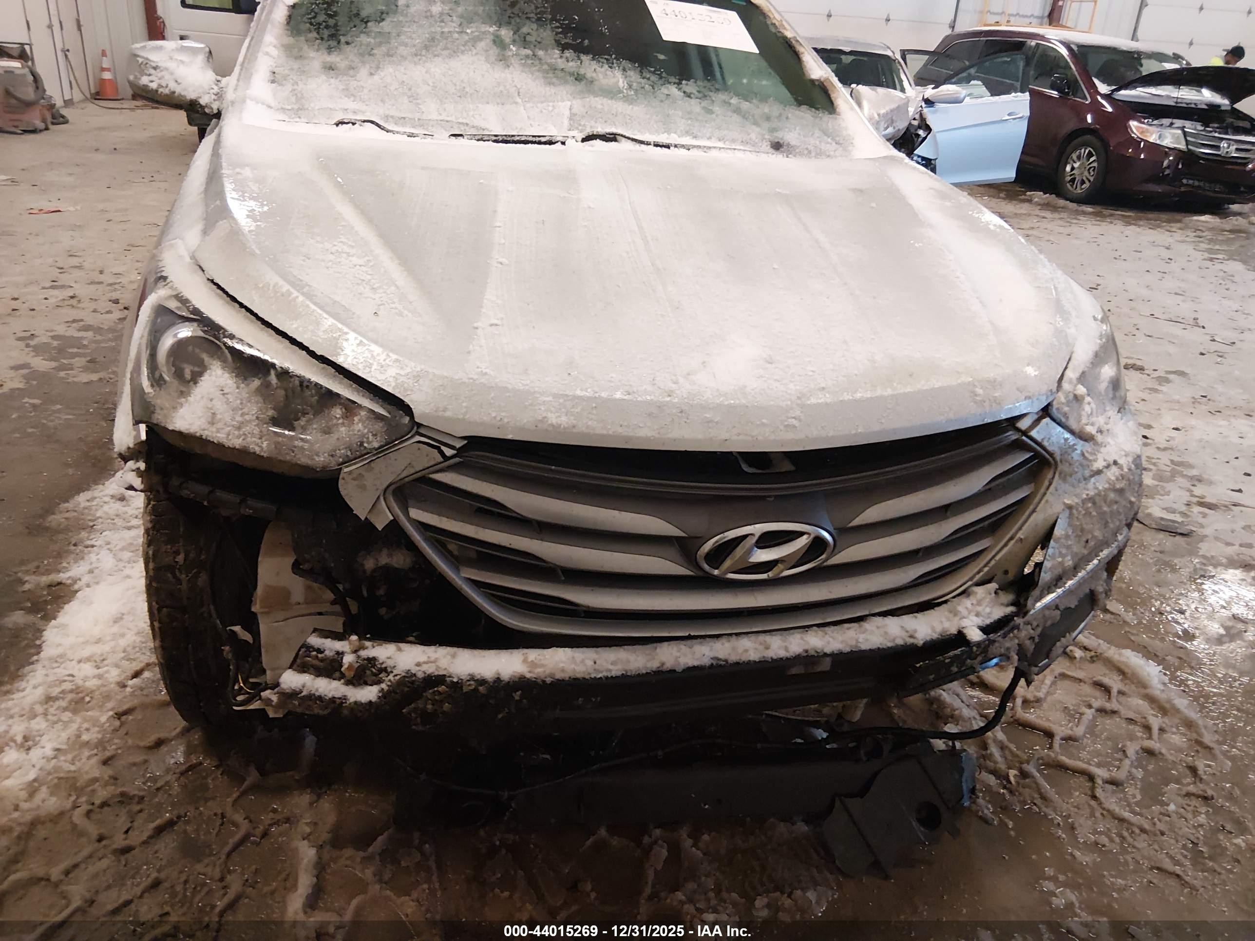 HYUNDAI SANTA image 6