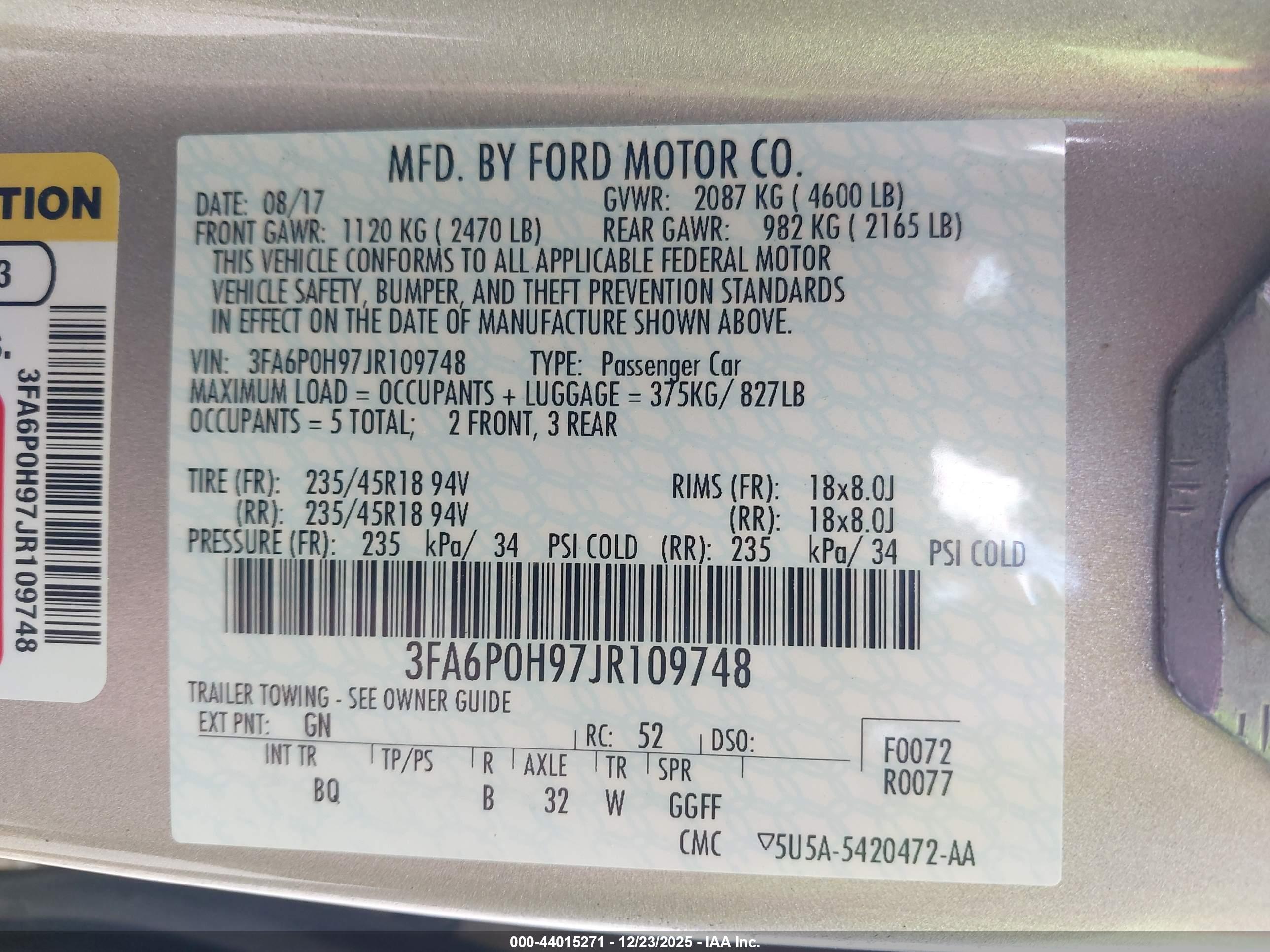 FORD FUSION image 9