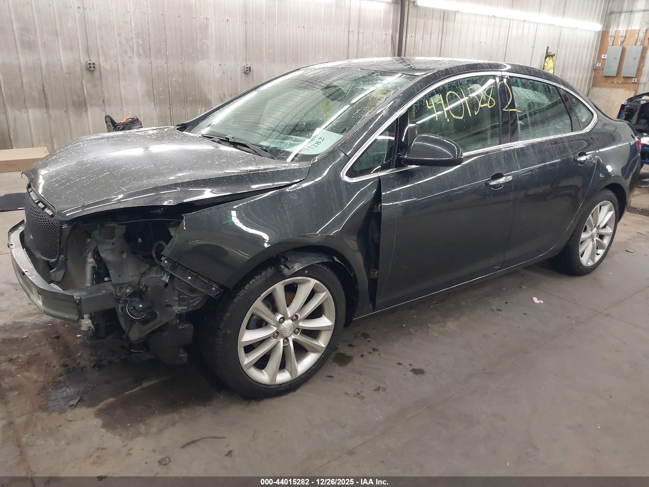 BUICK VERANO image 2
