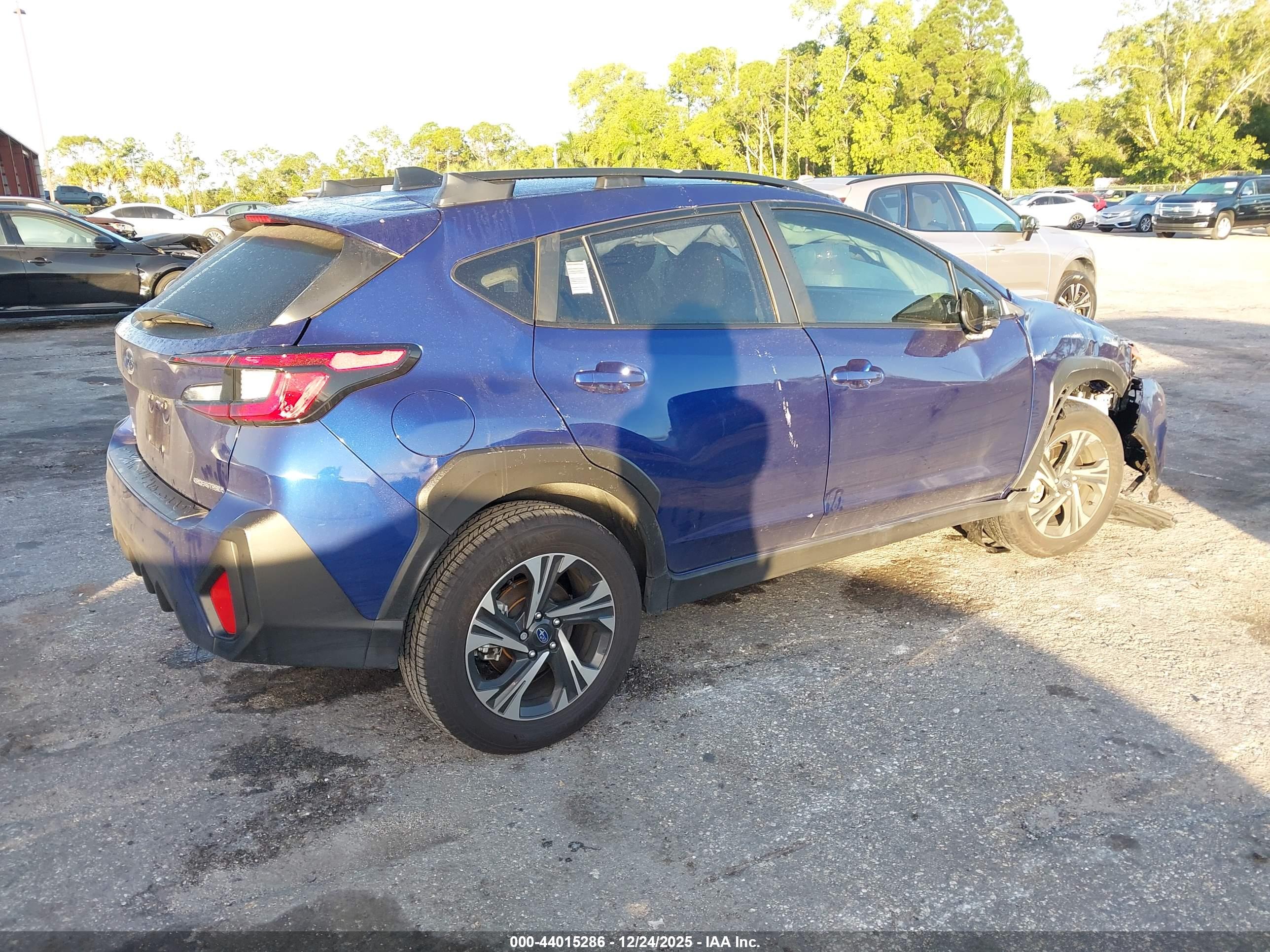 SUBARU CROSSTREK image 4