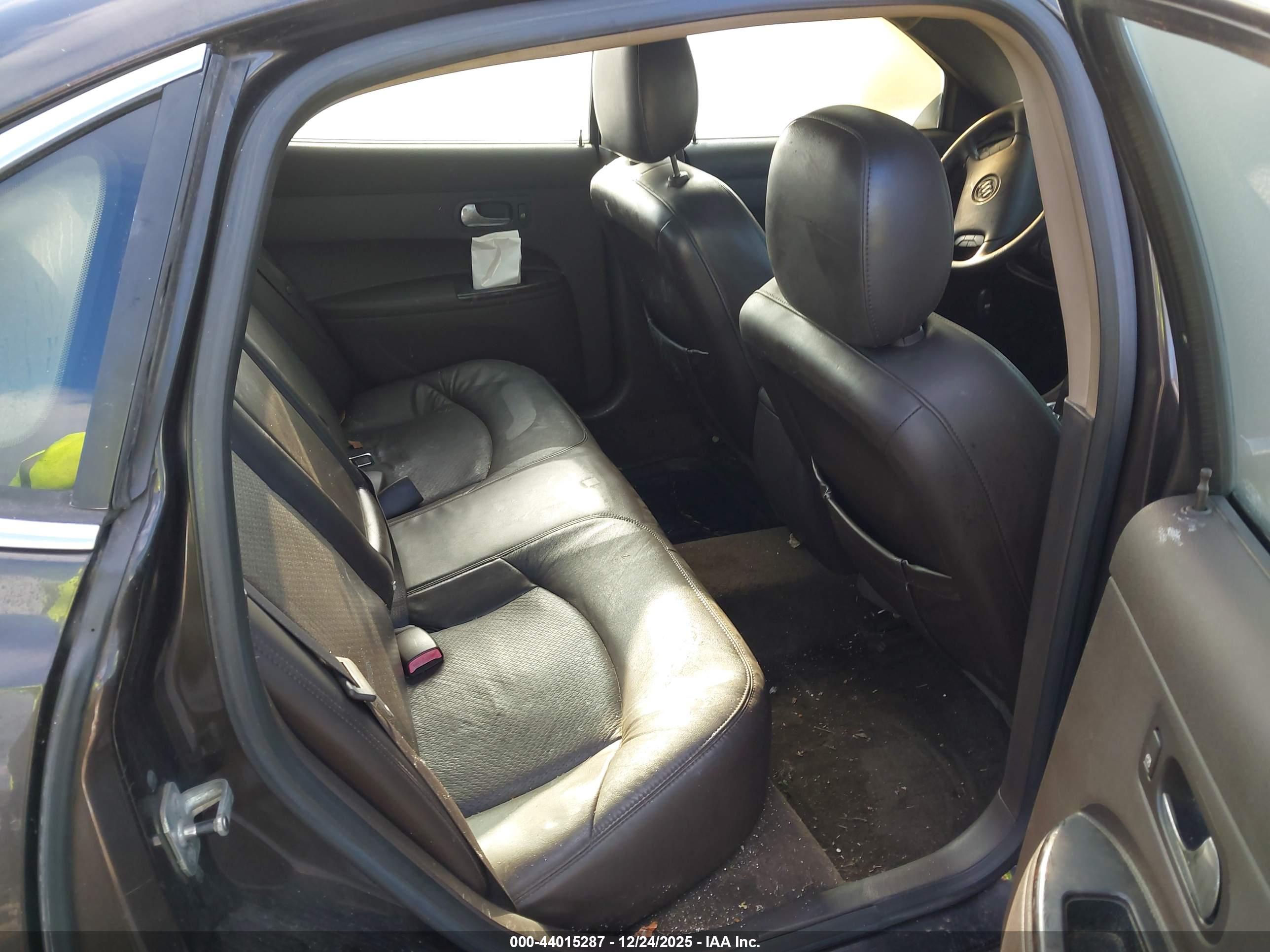 BUICK LACROSSE image 8