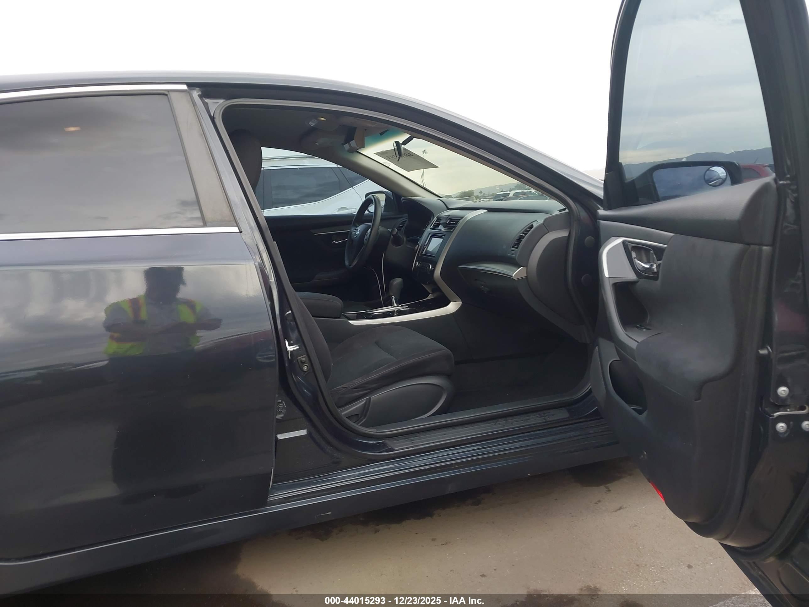 NISSAN ALTIMA image 5