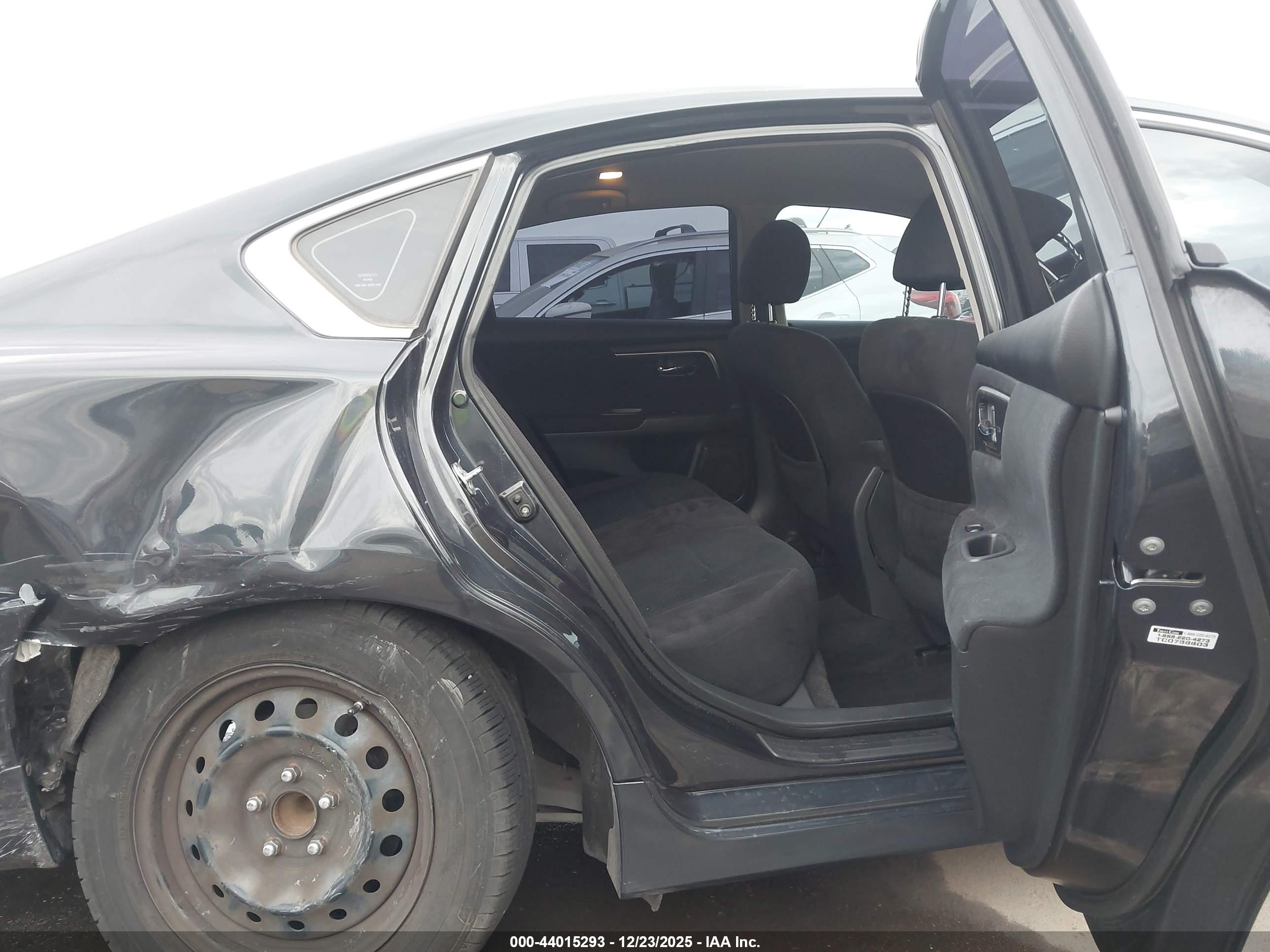 NISSAN ALTIMA image 8