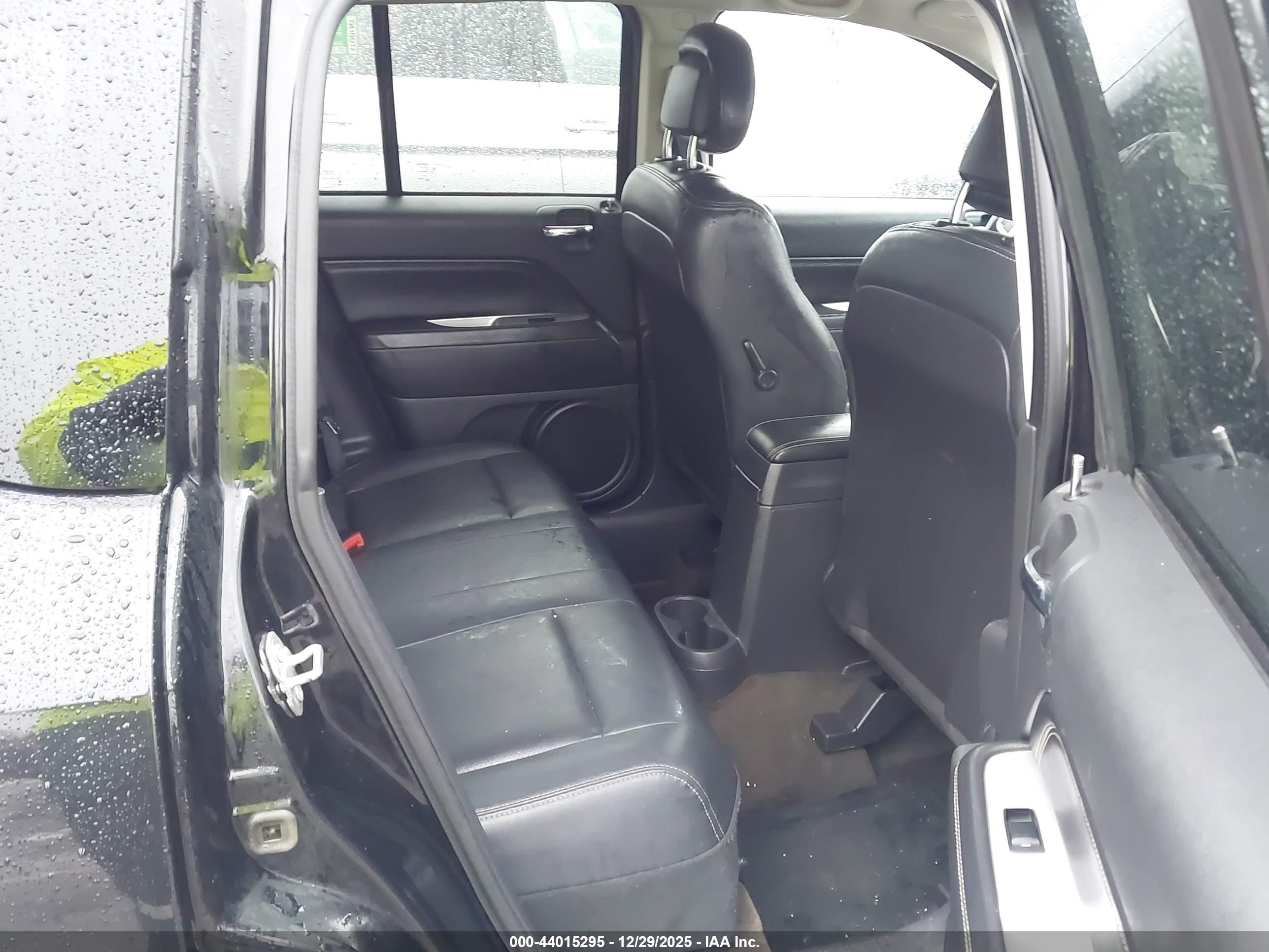 JEEP COMPASS image 8