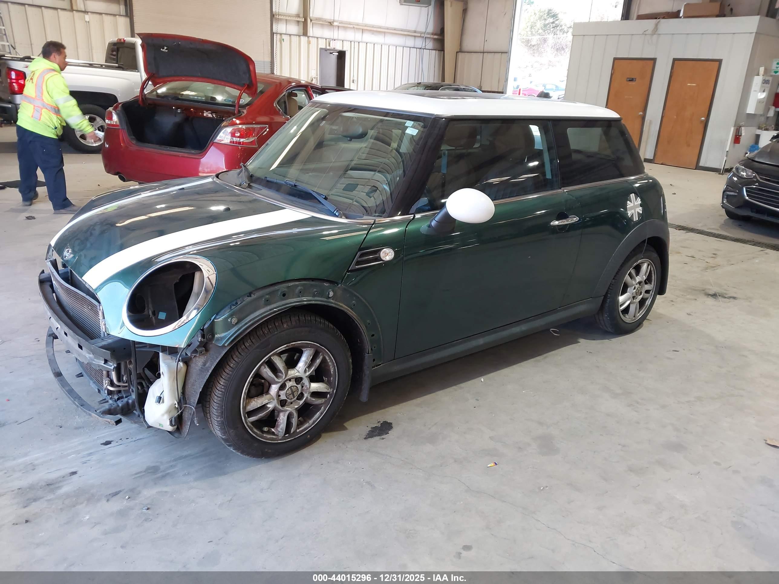 MINI HARDTOP image 2