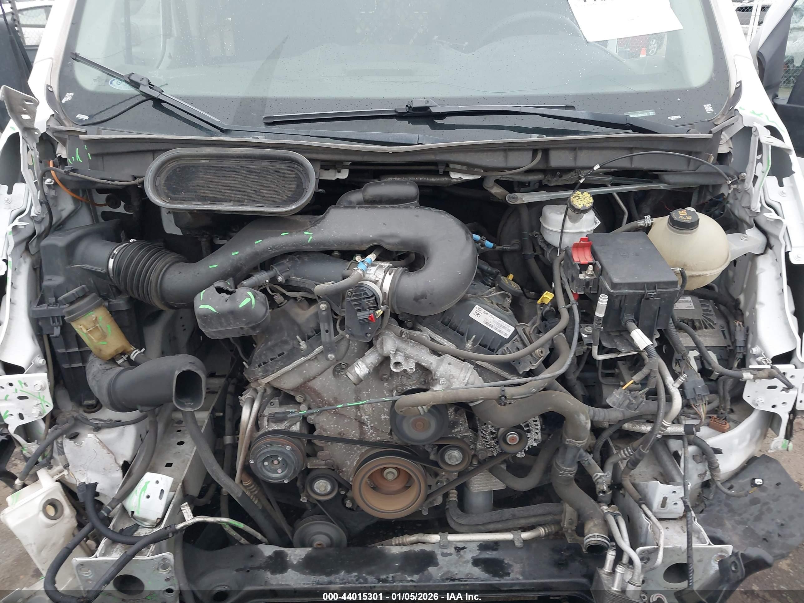 FORD TRANSIT-250 image 10