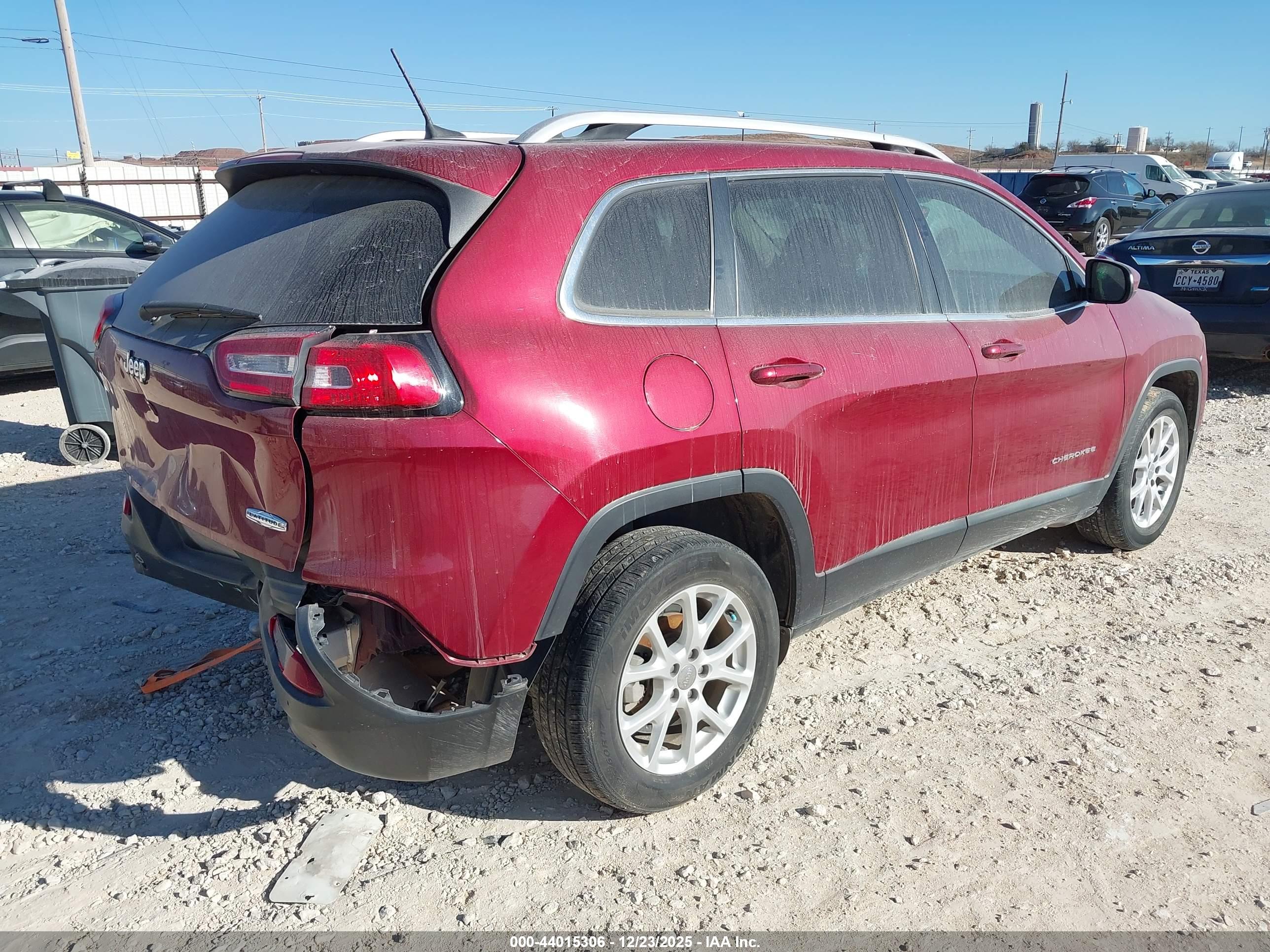 JEEP CHEROKEE image 4