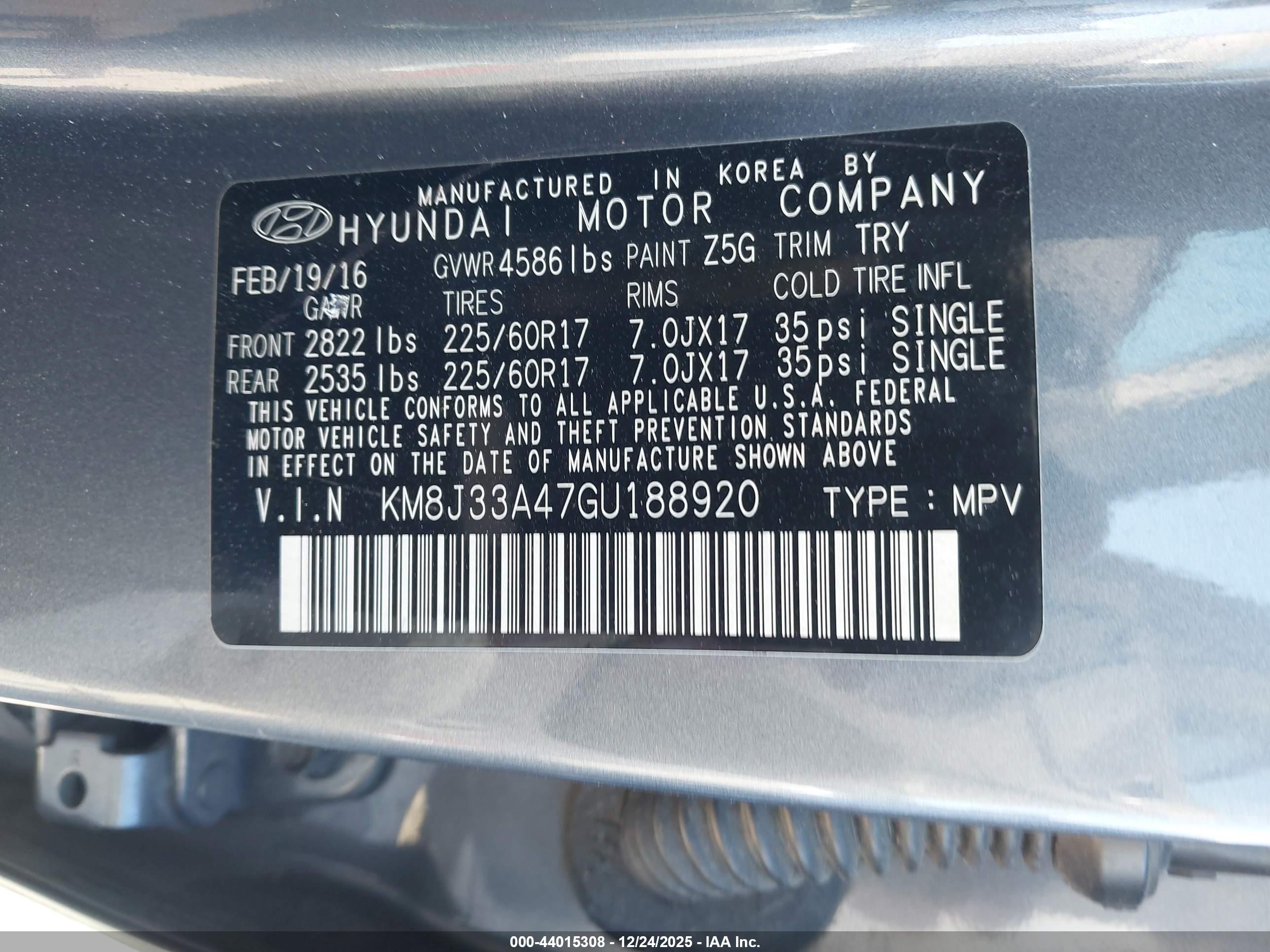 HYUNDAI TUCSON image 9