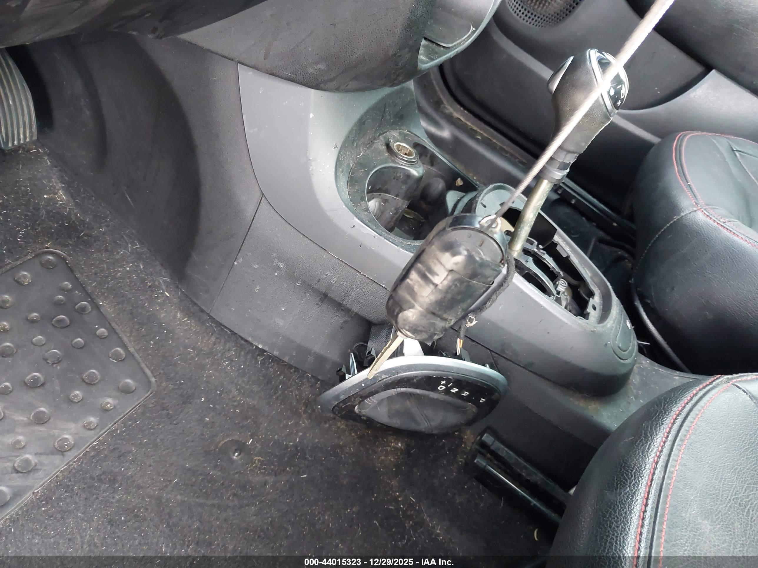 FIAT 500L image 11
