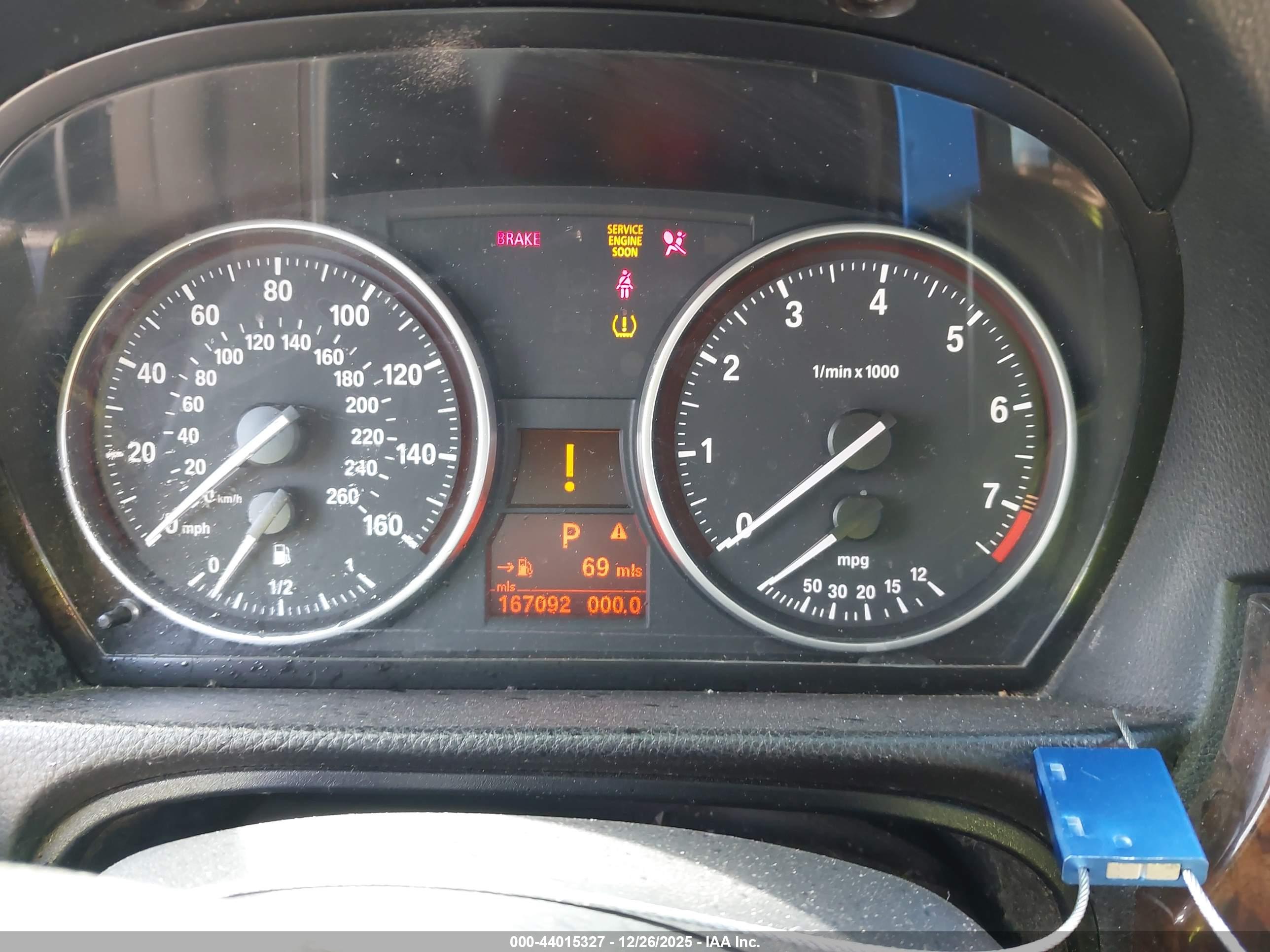 BMW 328I image 7