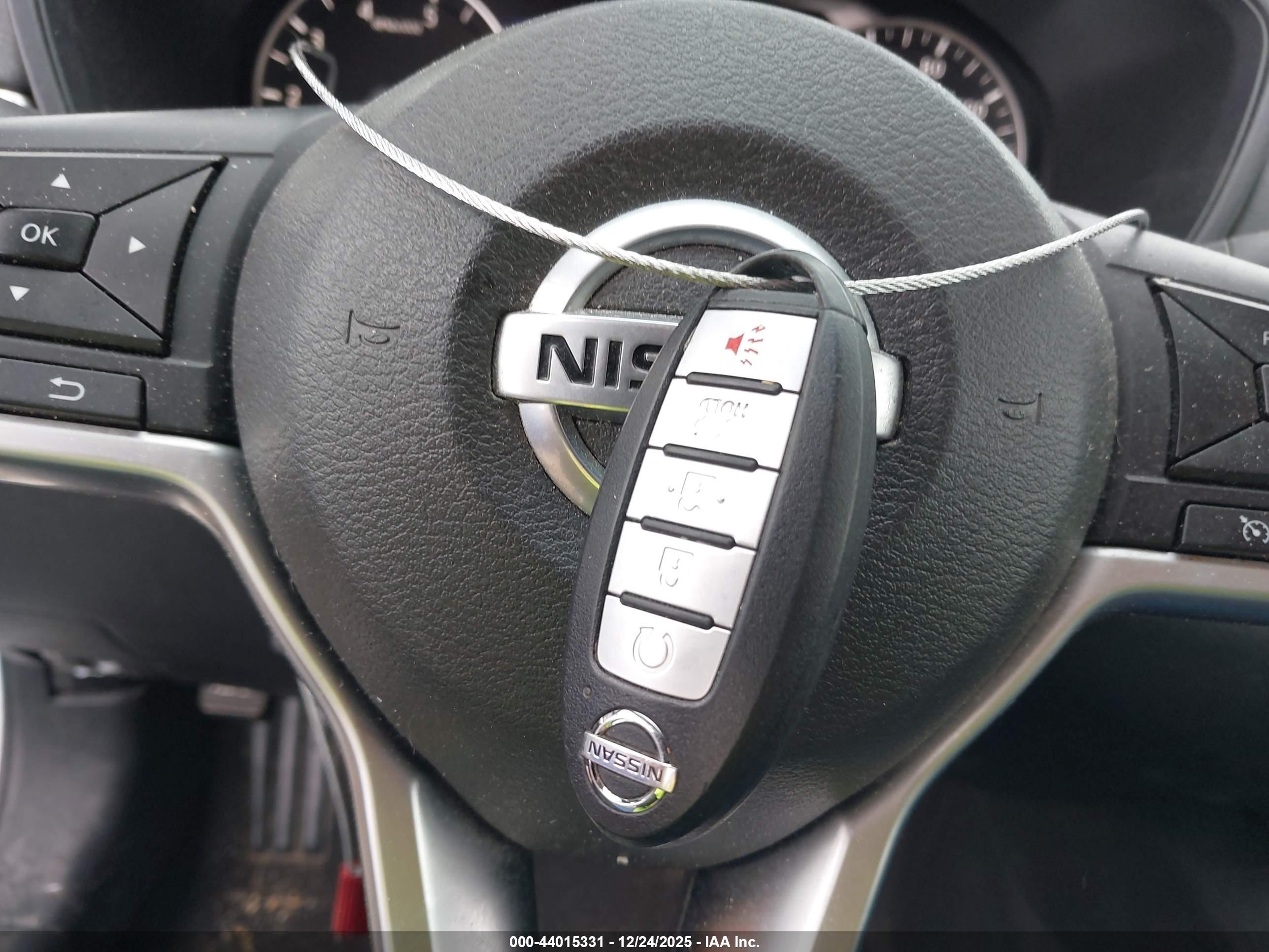 NISSAN ALTIMA image 11