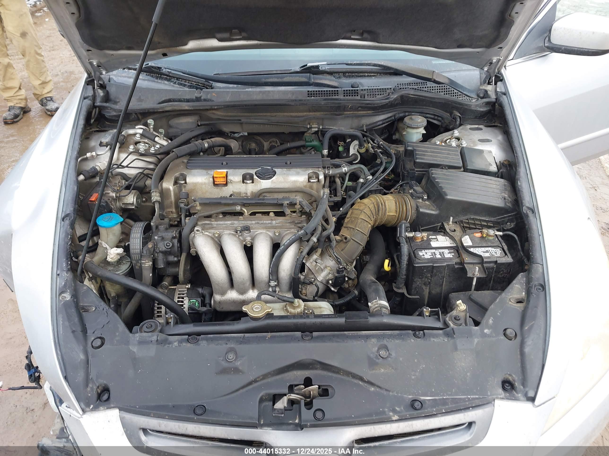 HONDA ACCORD image 10