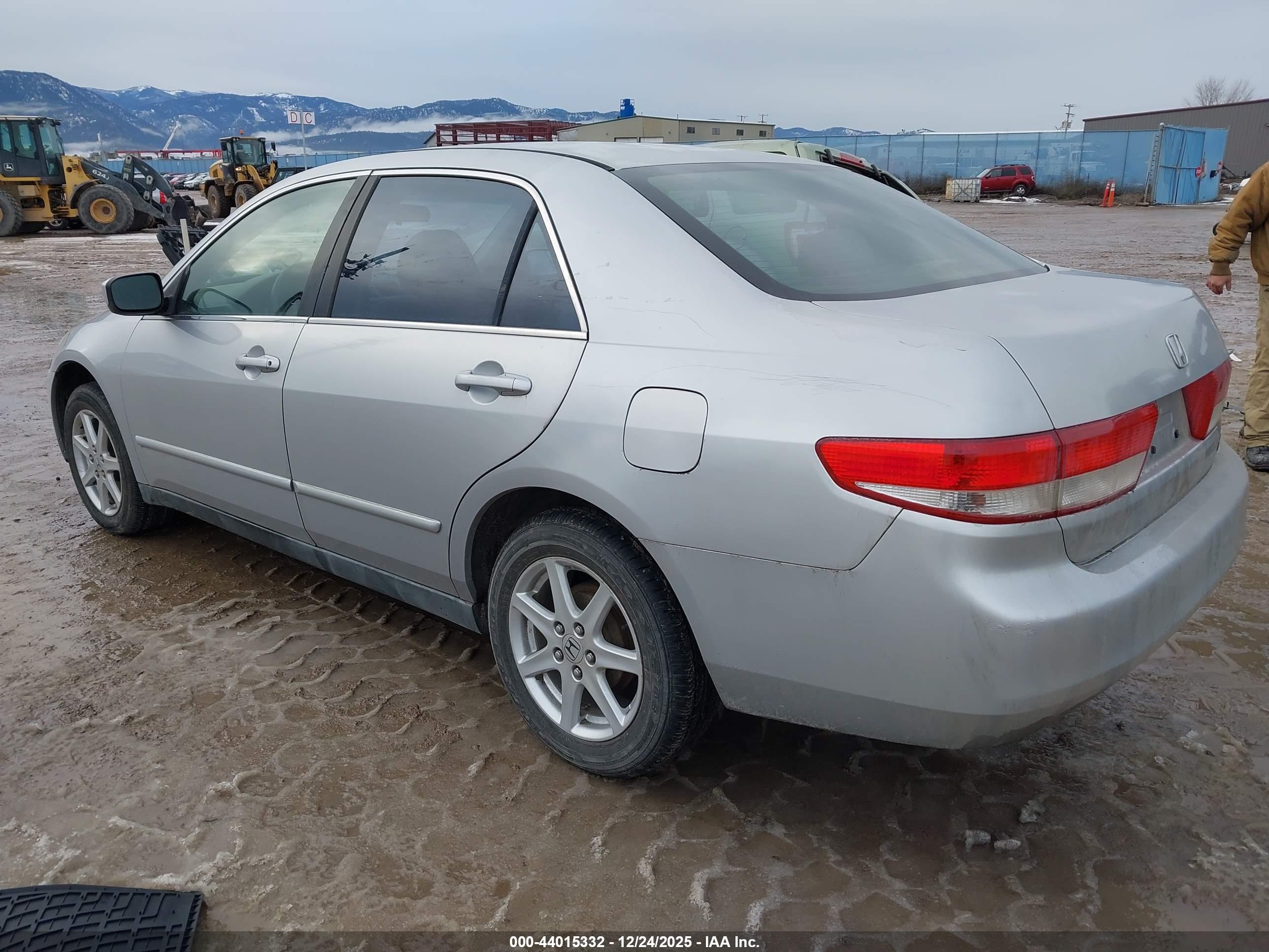 HONDA ACCORD image 3