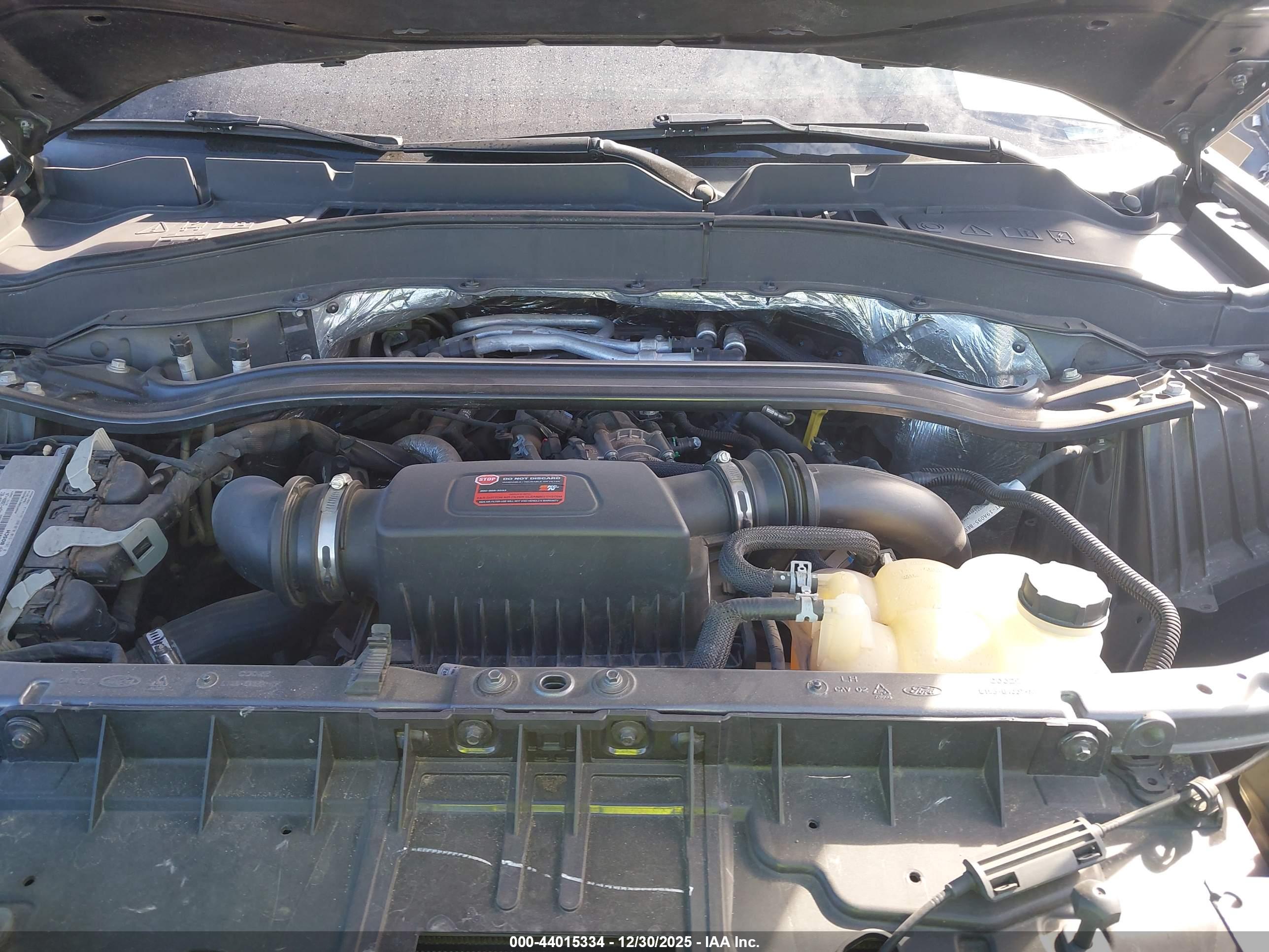 FORD EXPLORER image 10