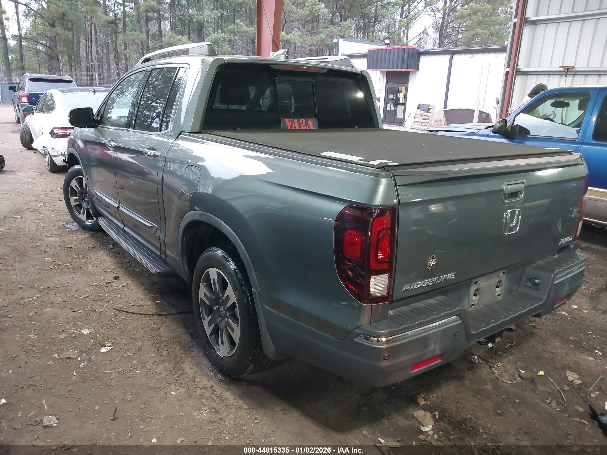 HONDA RIDGELINE image 3
