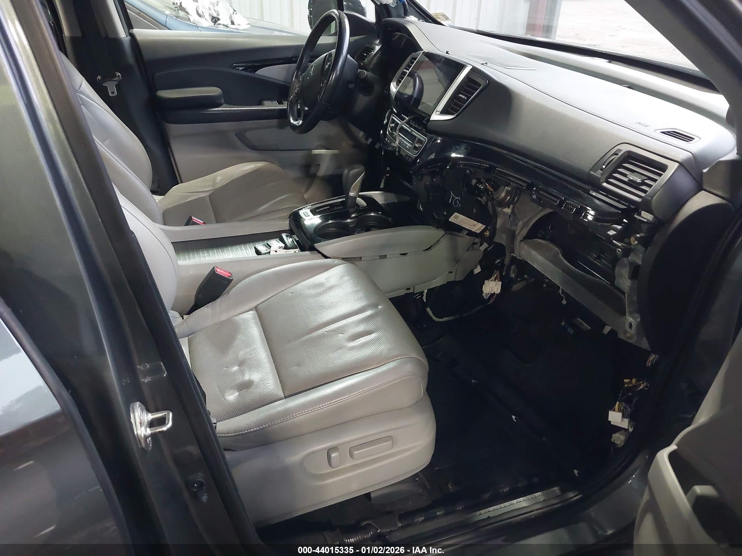 HONDA RIDGELINE image 5