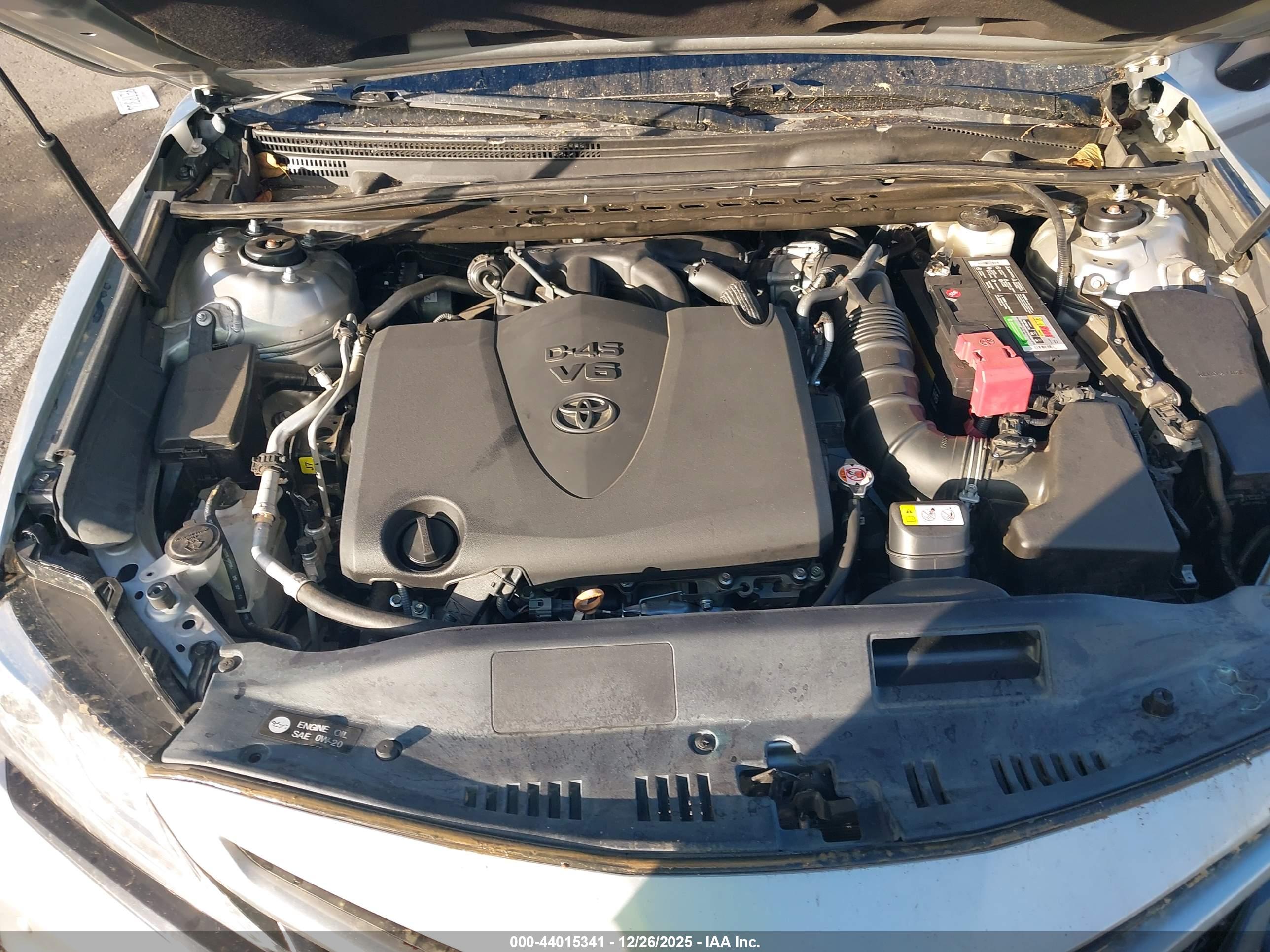 TOYOTA CAMRY image 10