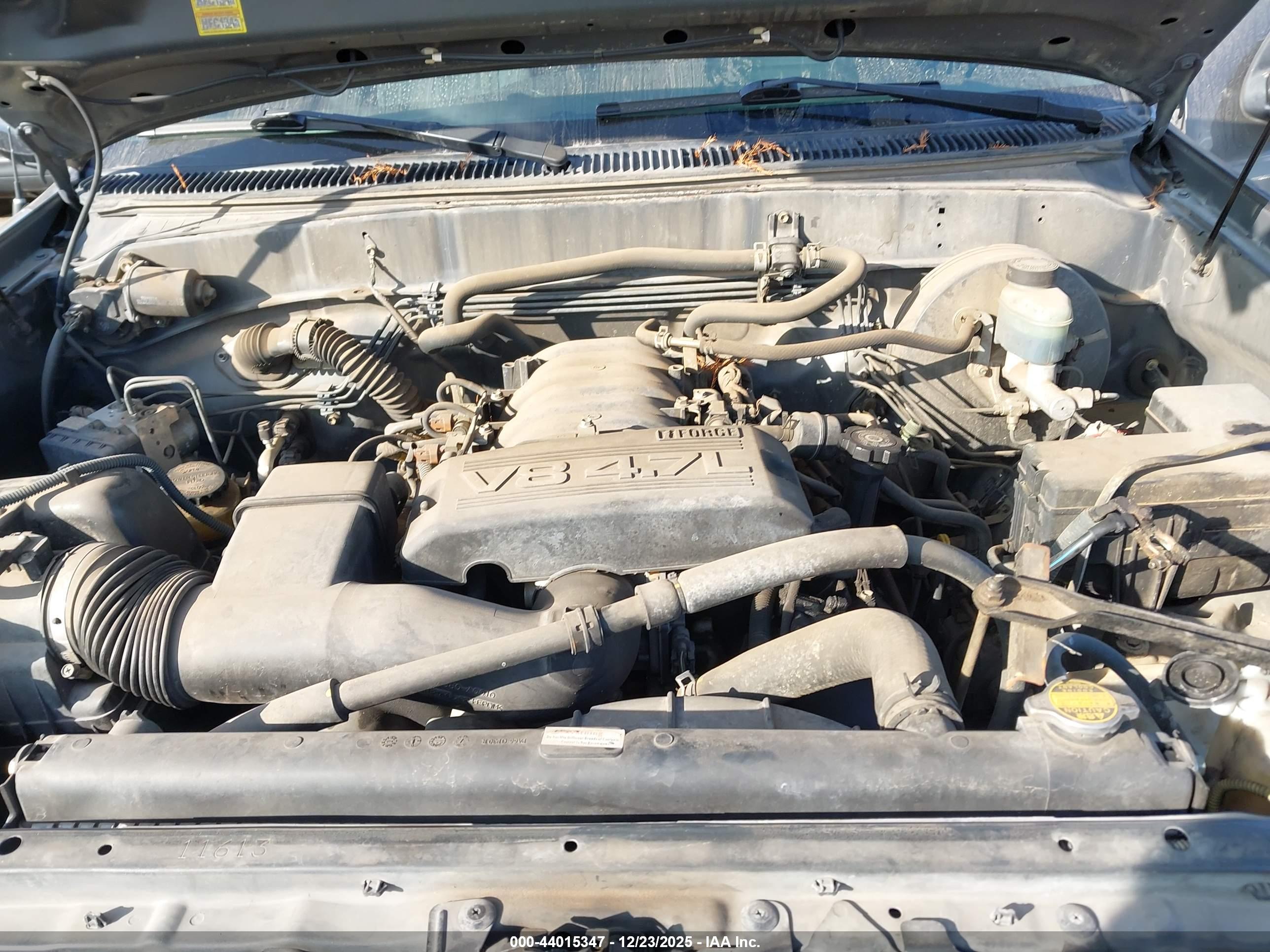 TOYOTA TUNDRA image 10