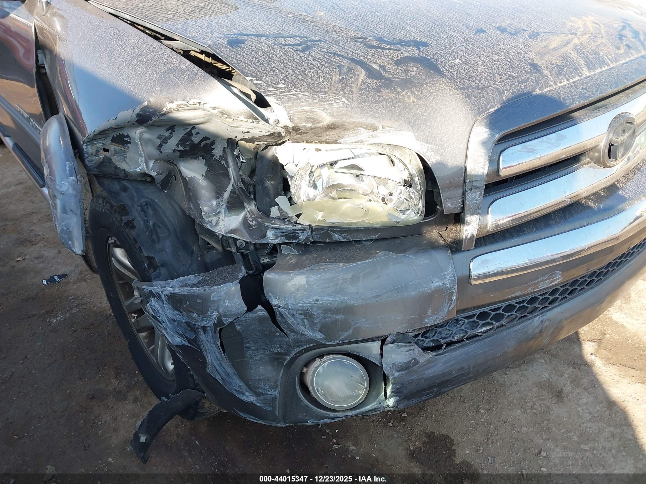 TOYOTA TUNDRA image 6
