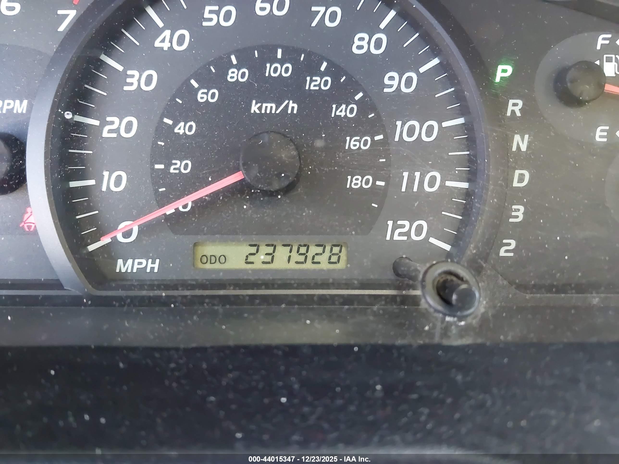 TOYOTA TUNDRA image 7