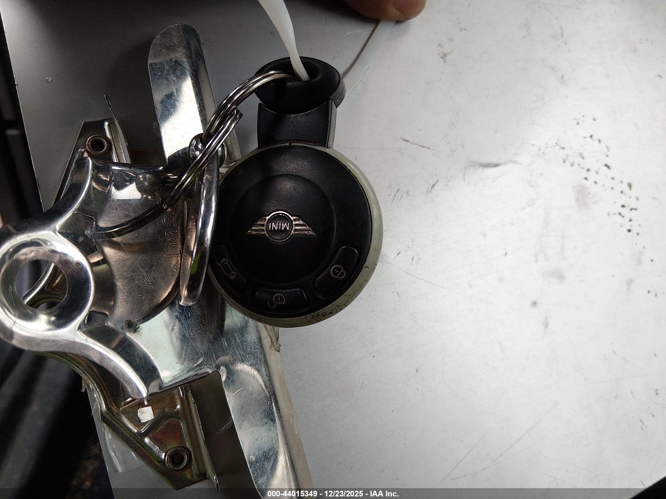 MINI COOPER image 11