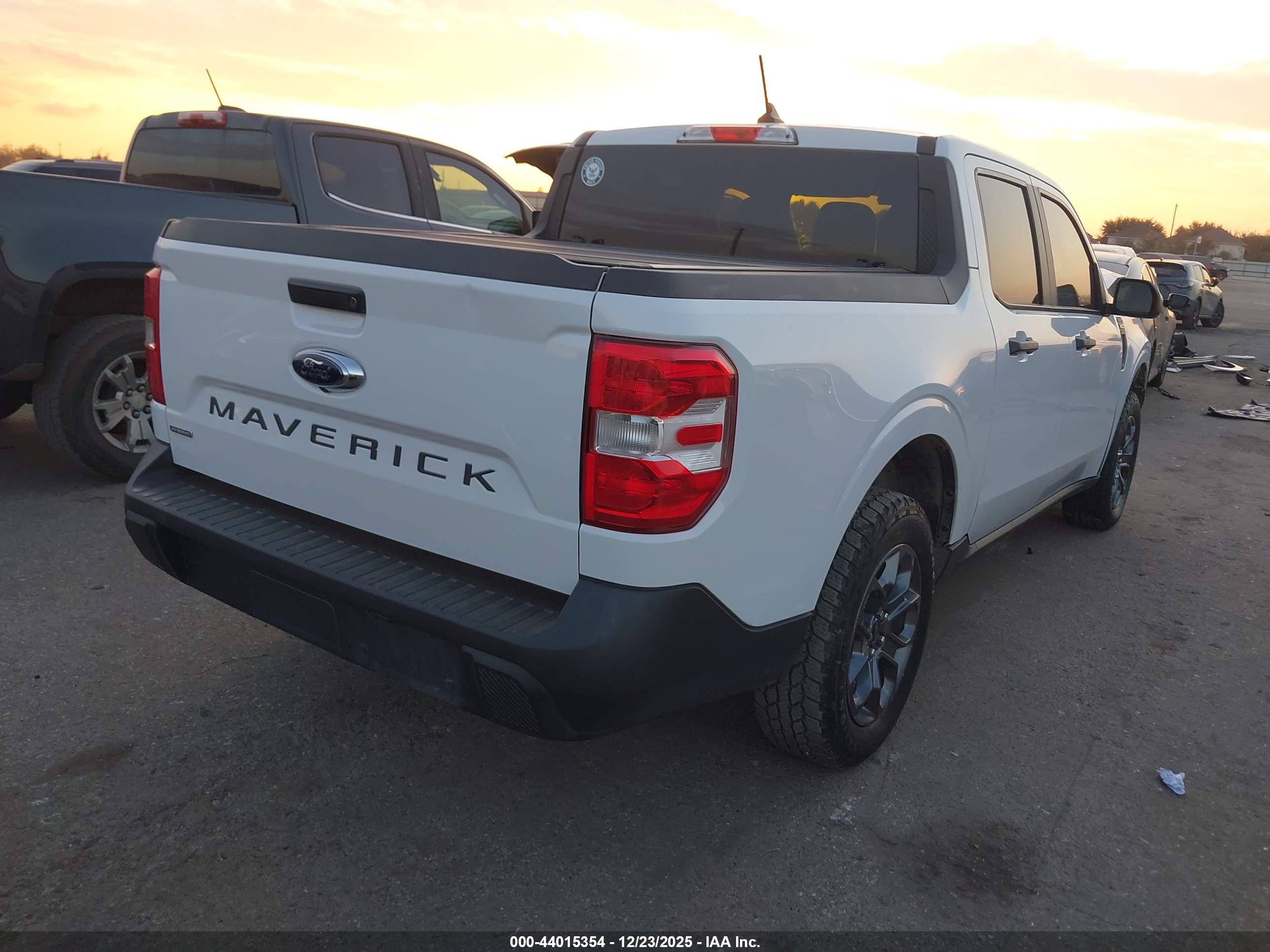 FORD MAVERICK image 4