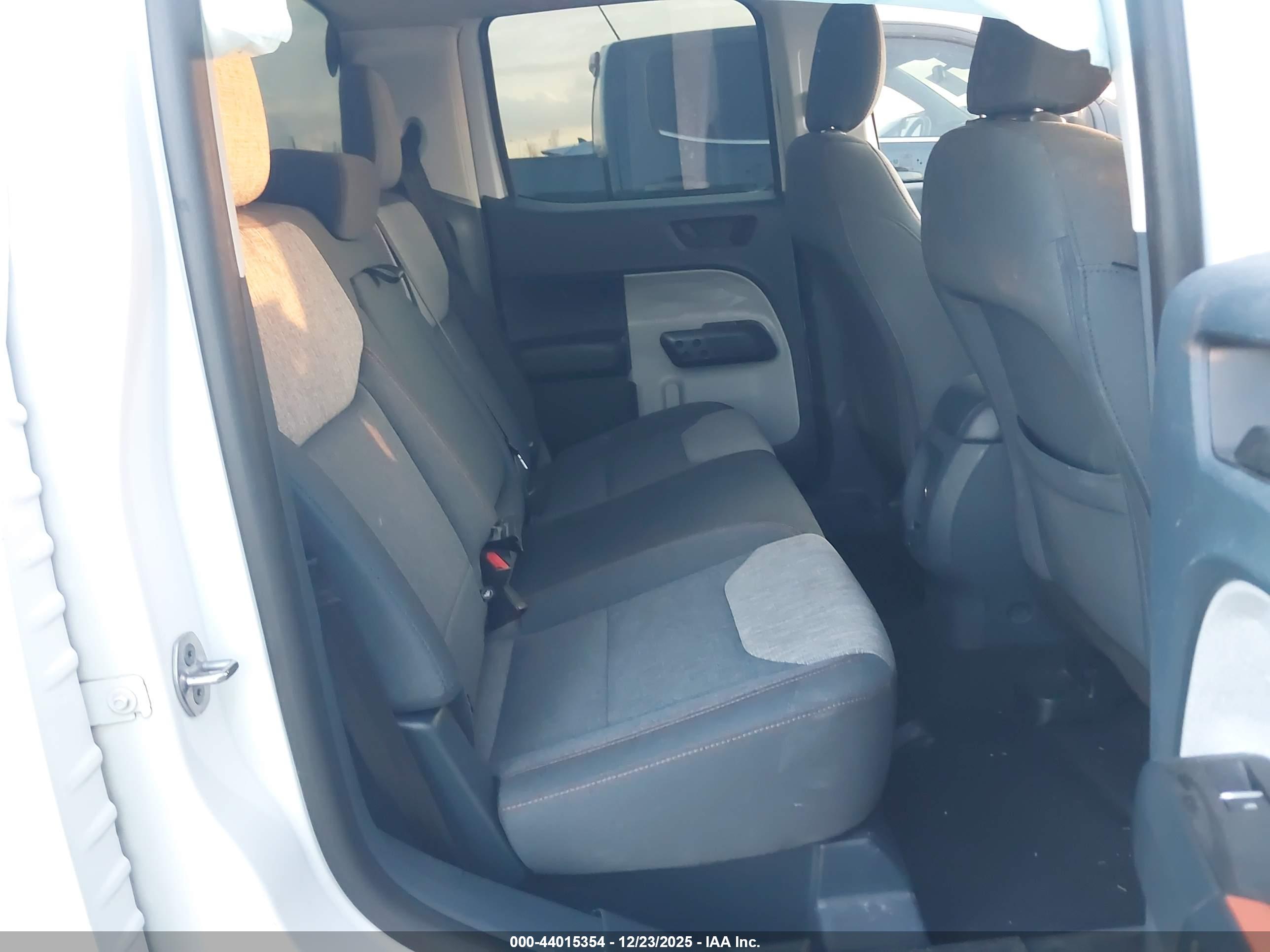 FORD MAVERICK image 8