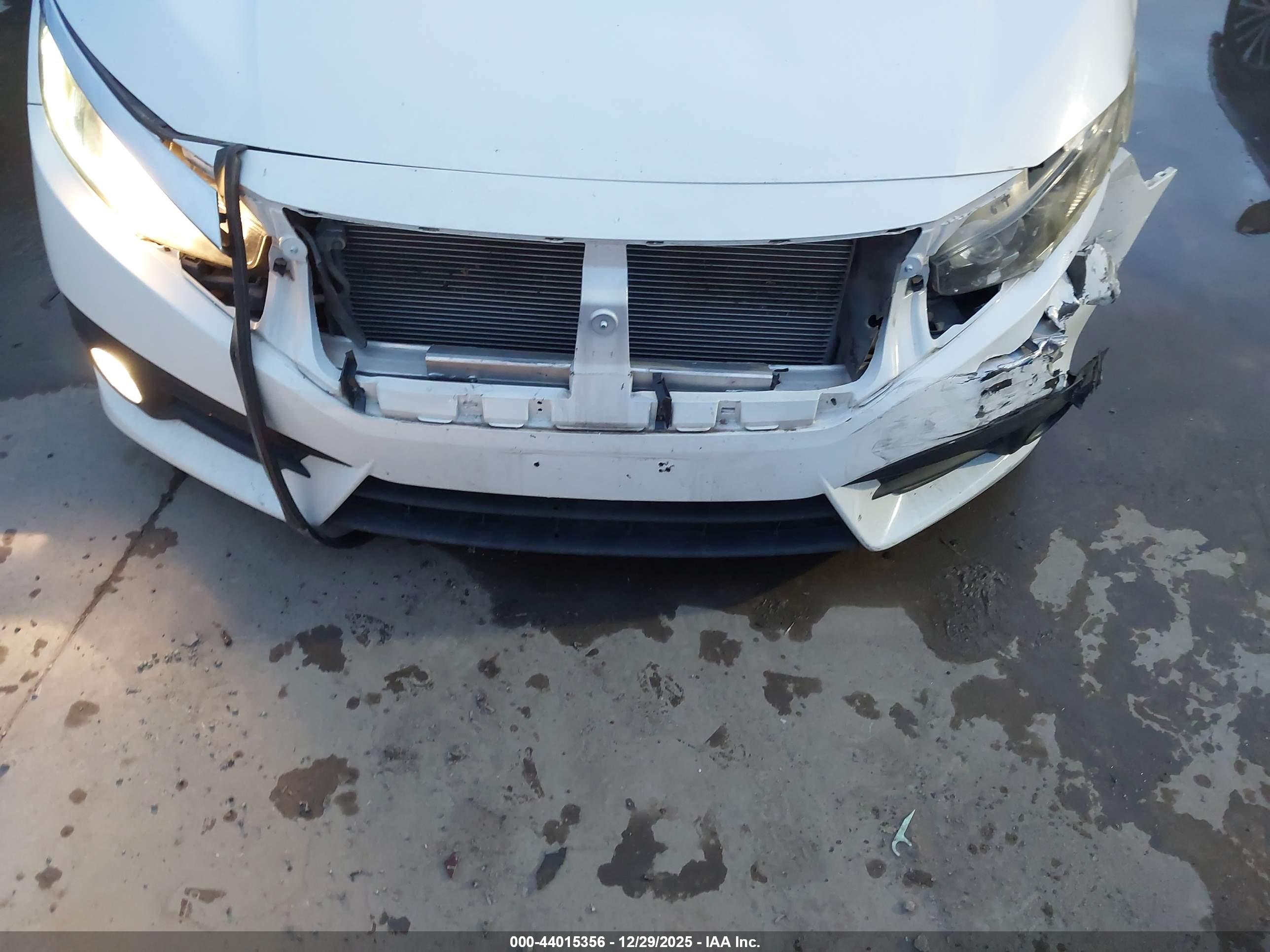HONDA CIVIC image 6