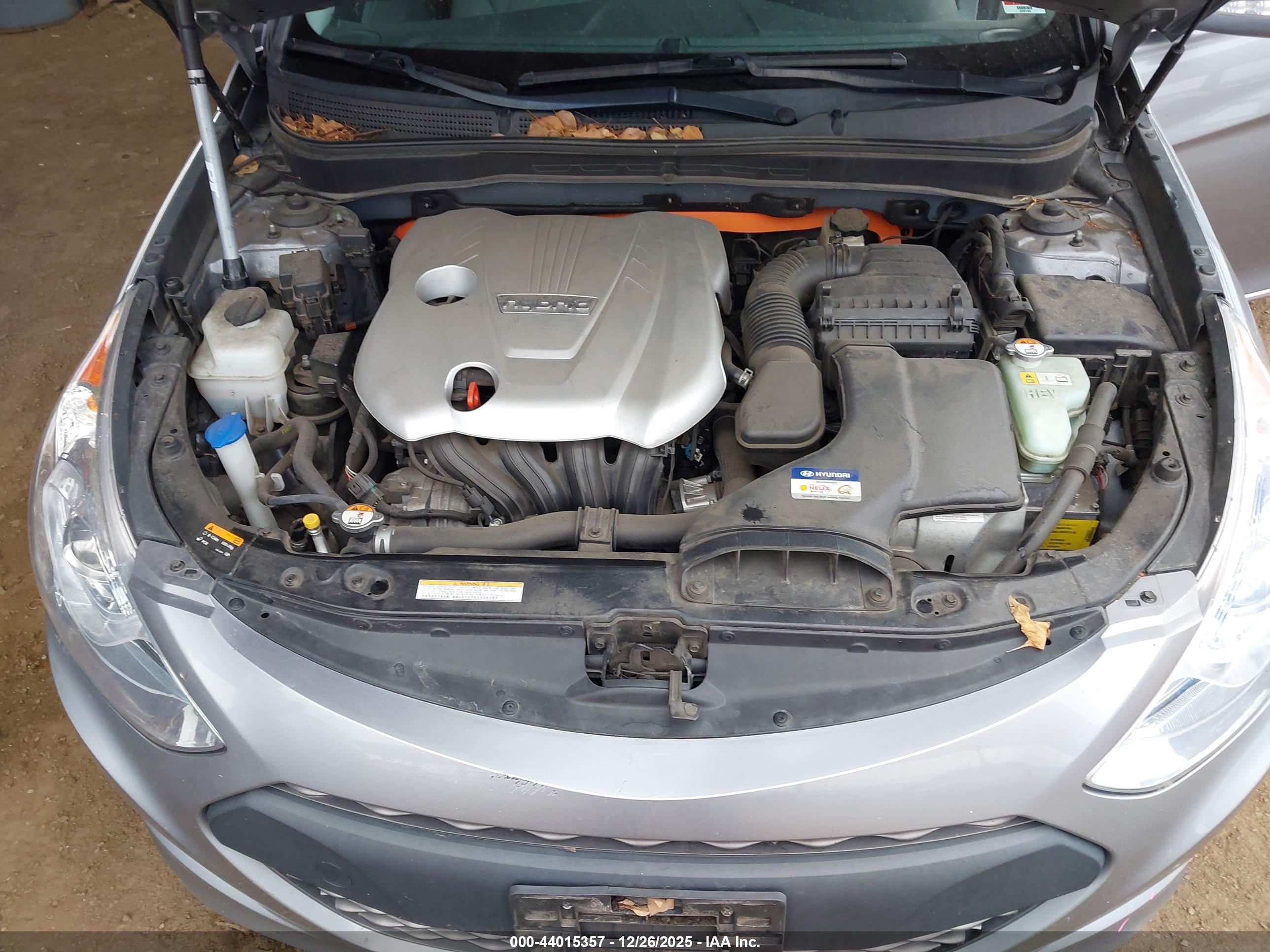 HYUNDAI SONATA image 10