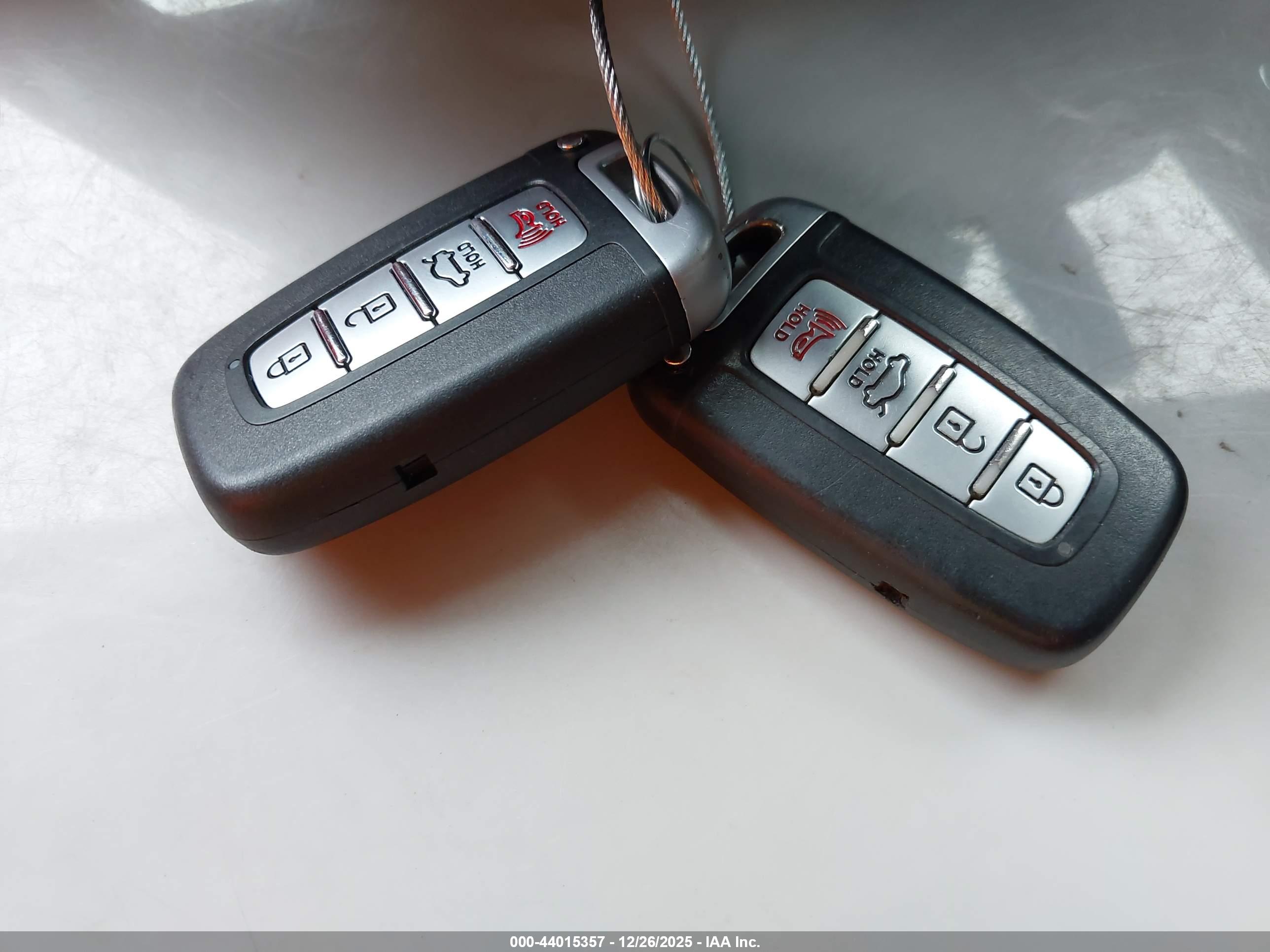 HYUNDAI SONATA image 11