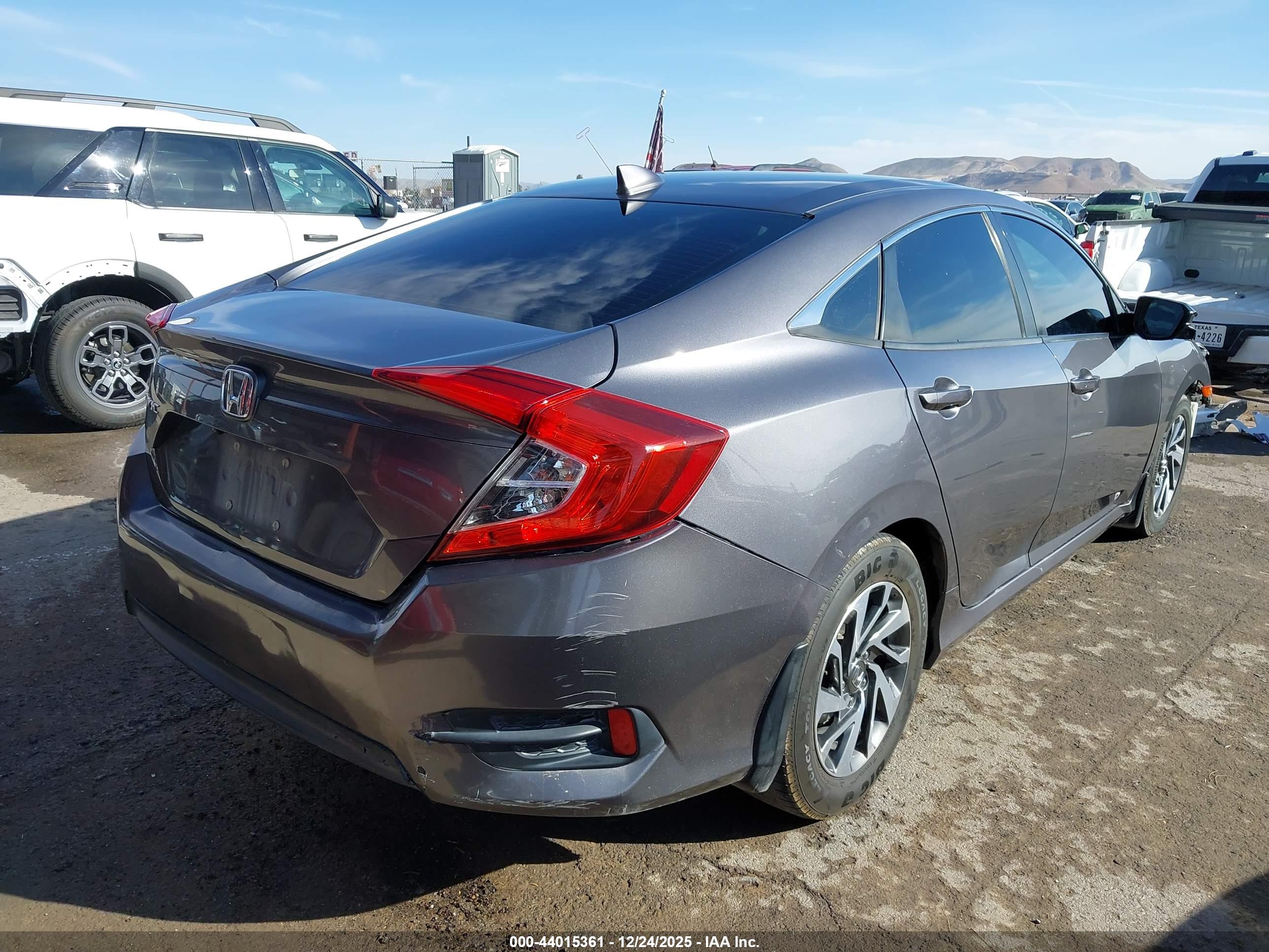 HONDA CIVIC image 4