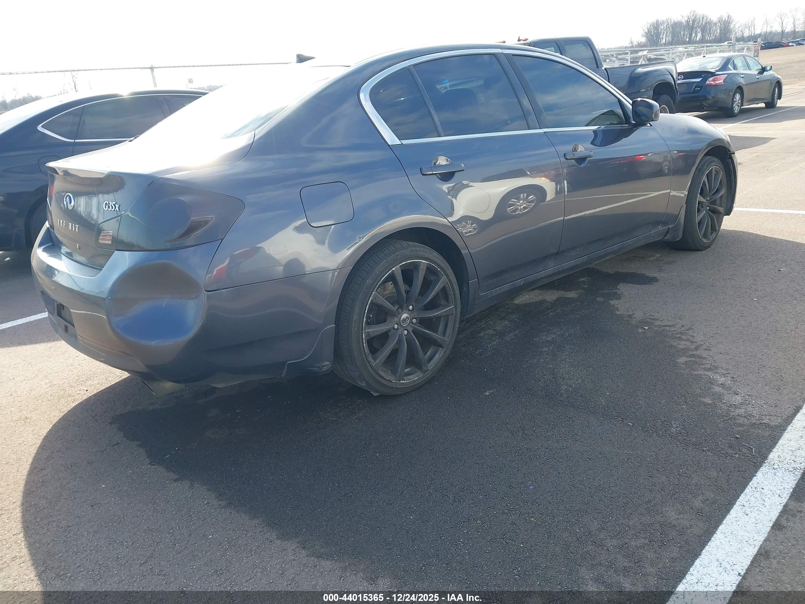 INFINITI G35X image 4