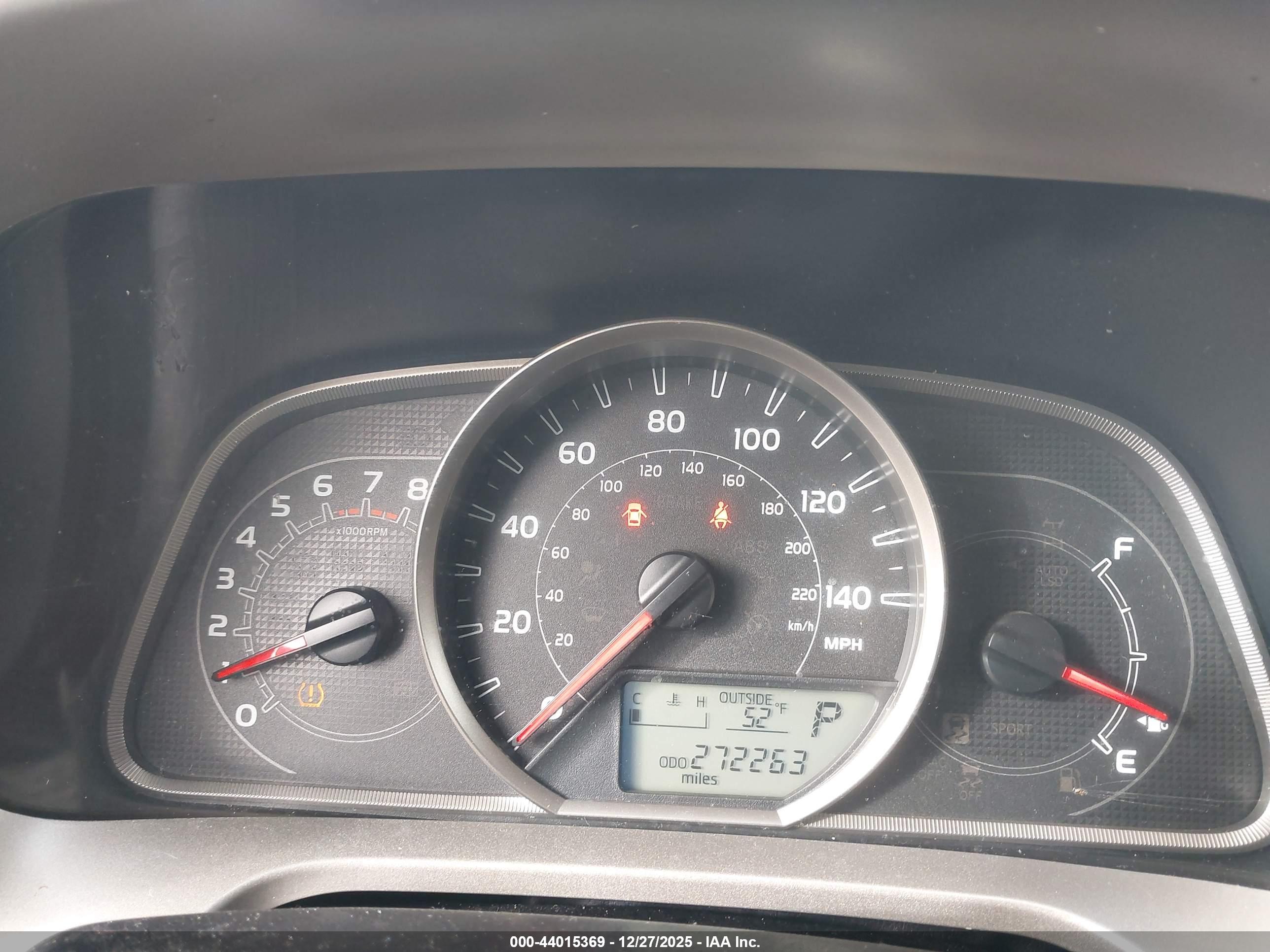 TOYOTA RAV4 image 7