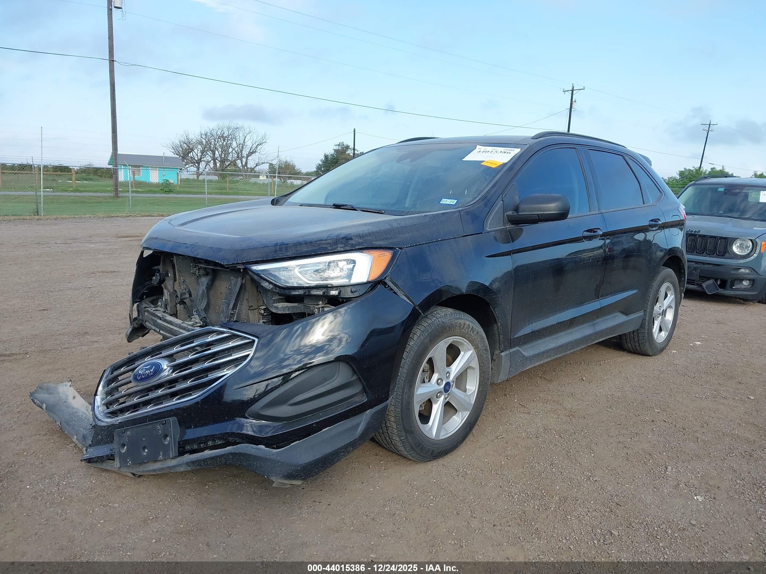 FORD EDGE image 2