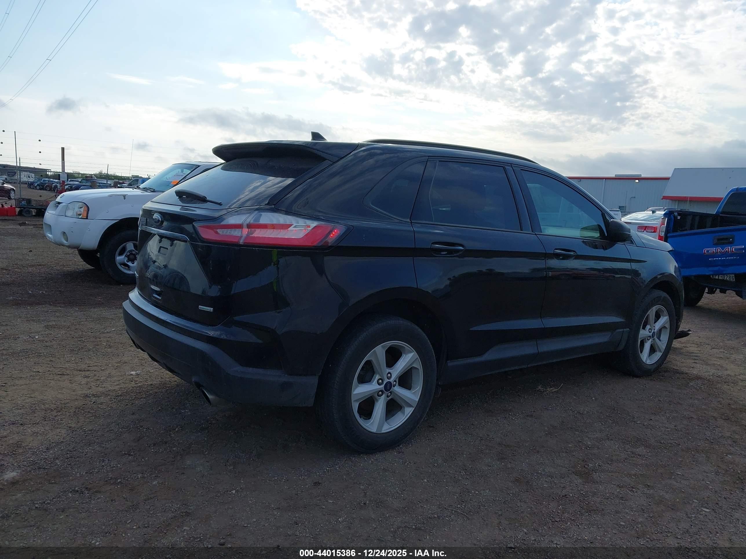 FORD EDGE image 4