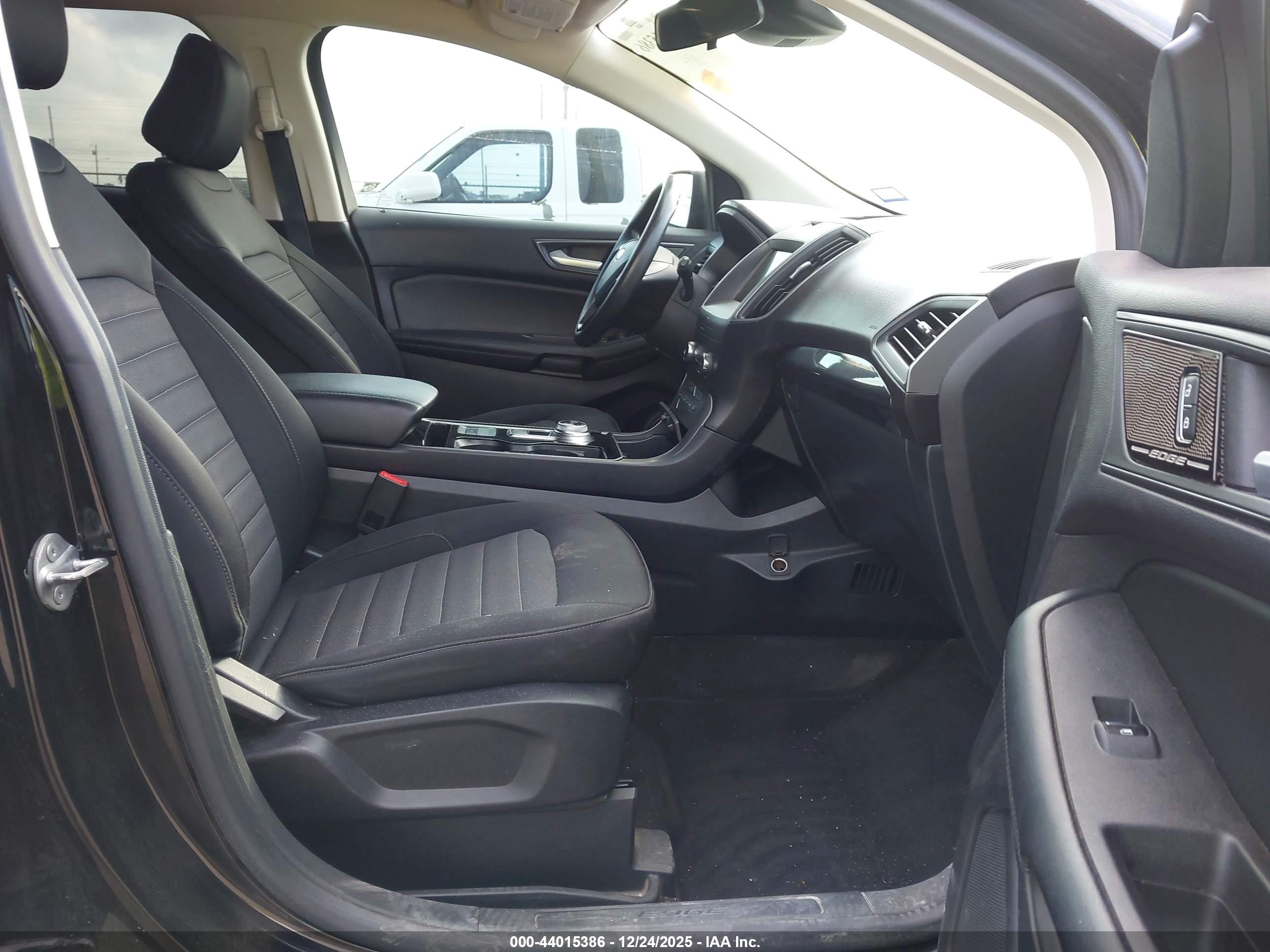 FORD EDGE image 5