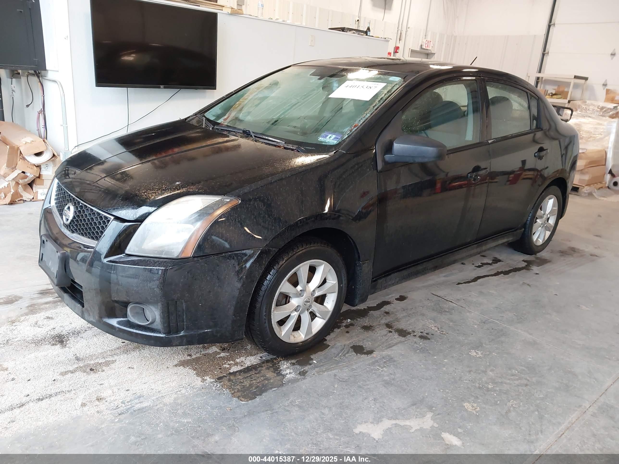 NISSAN SENTRA image 2
