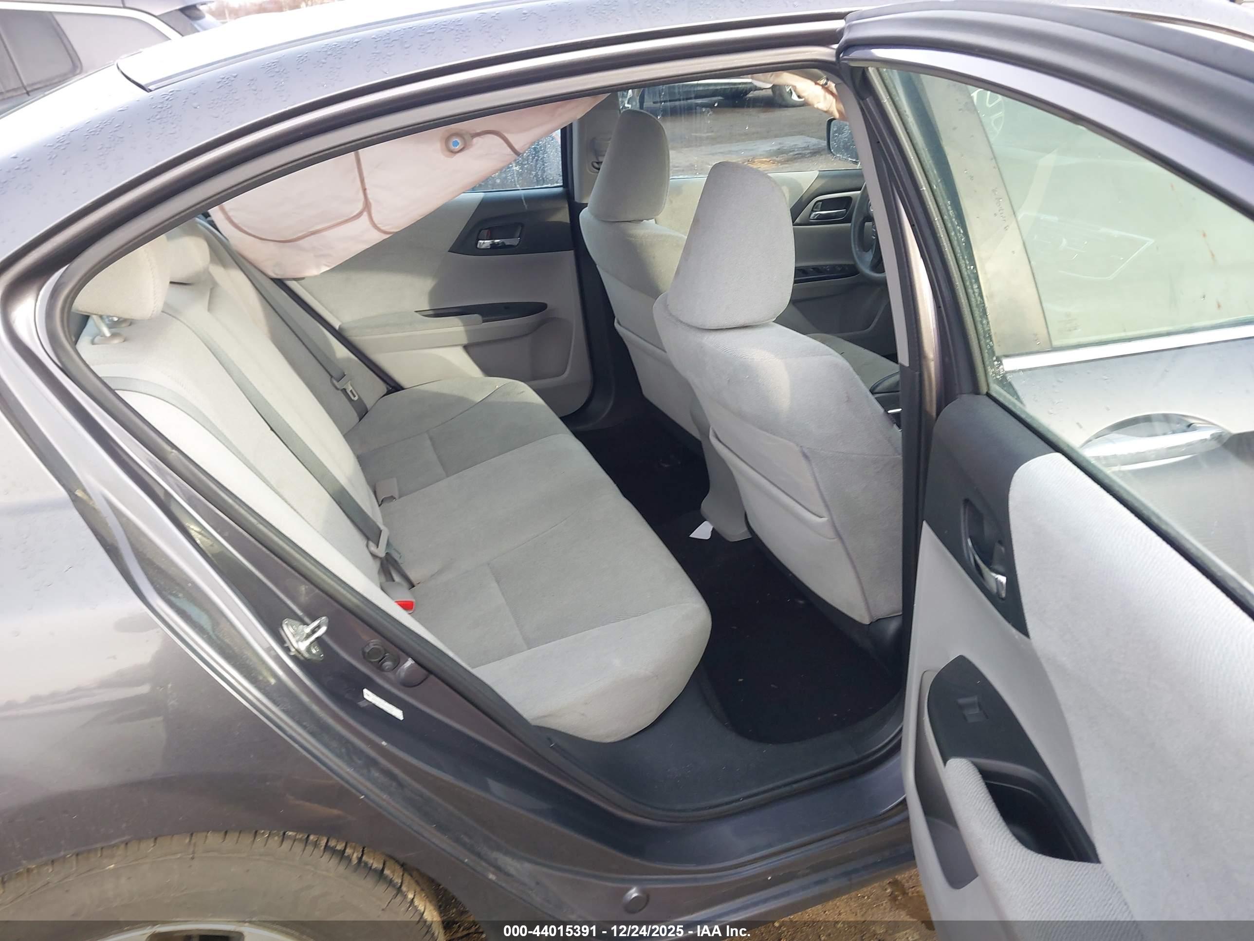 HONDA ACCORD image 8