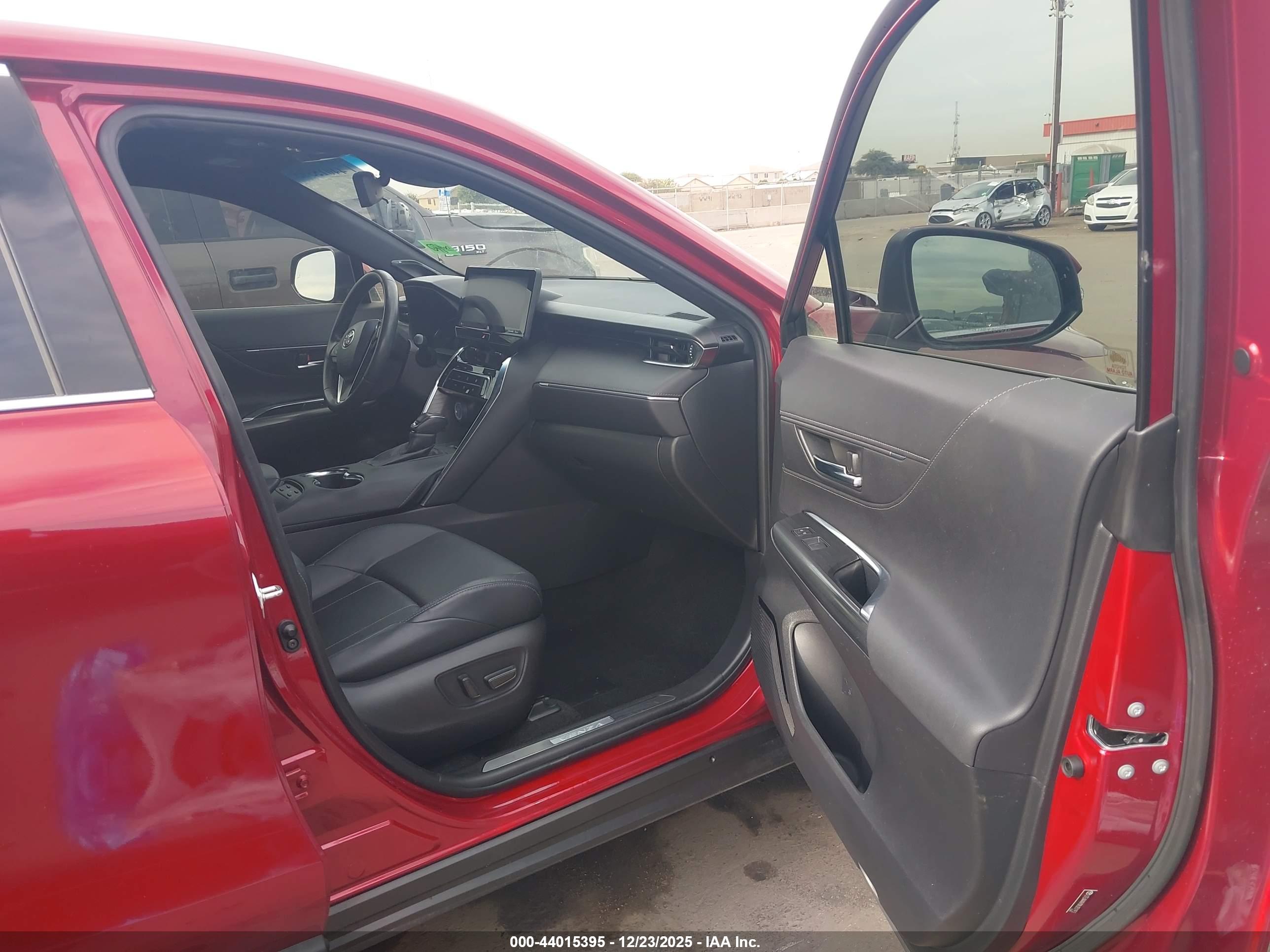 TOYOTA VENZA image 5