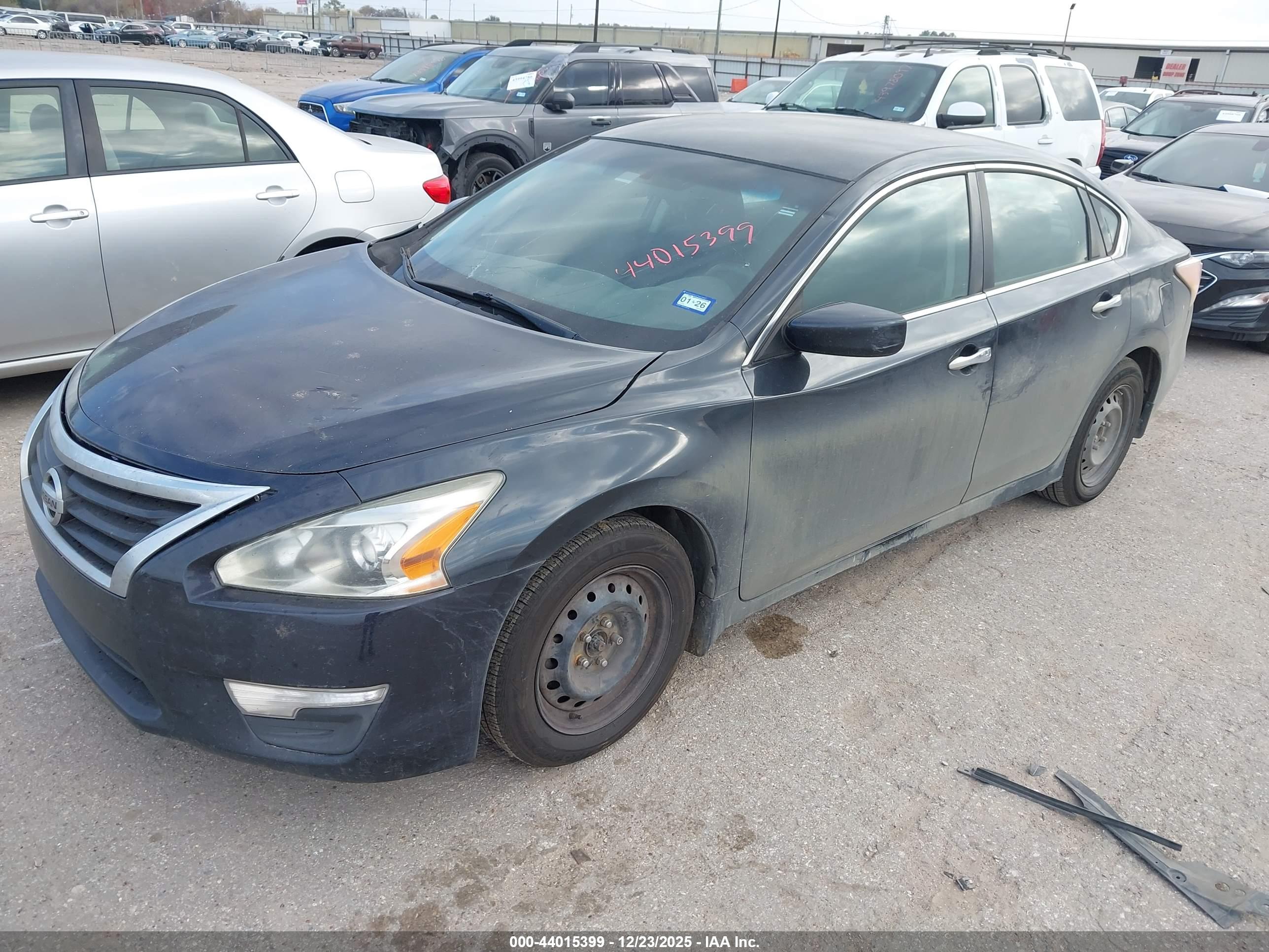 NISSAN ALTIMA image 2