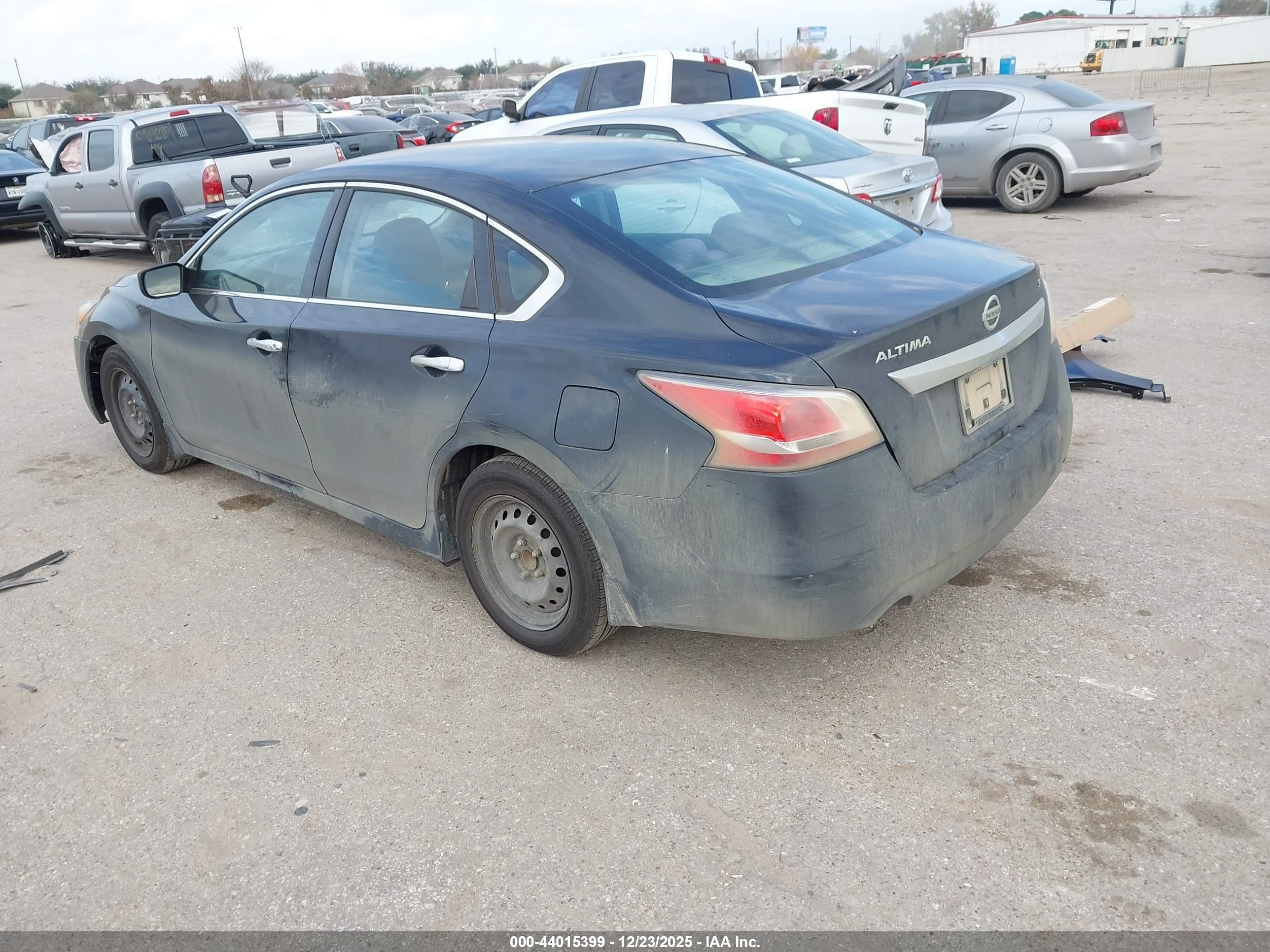 NISSAN ALTIMA image 3