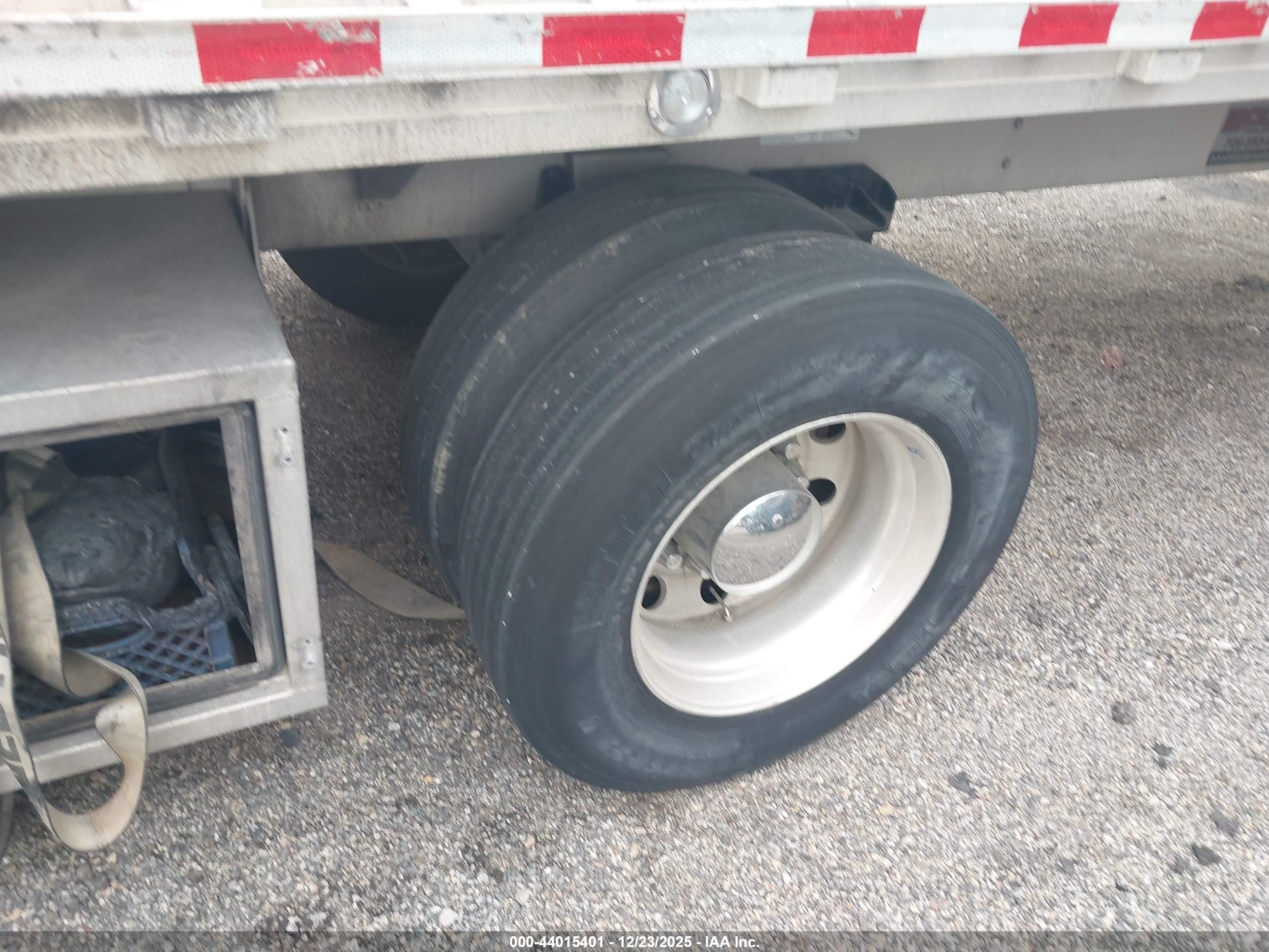 REITNOUER TRAILER image 7