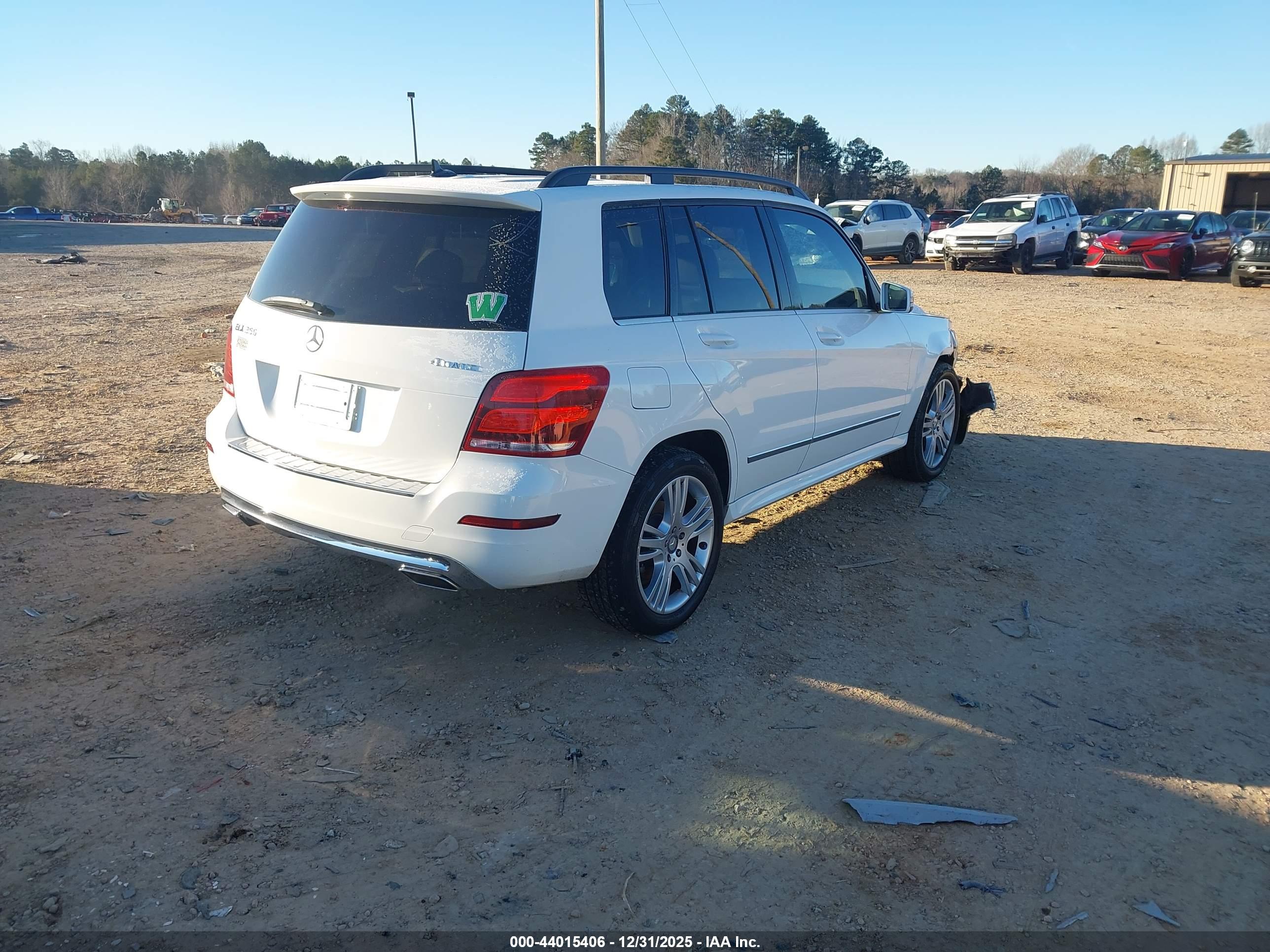 MERCEDES-BENZ GLK image 4