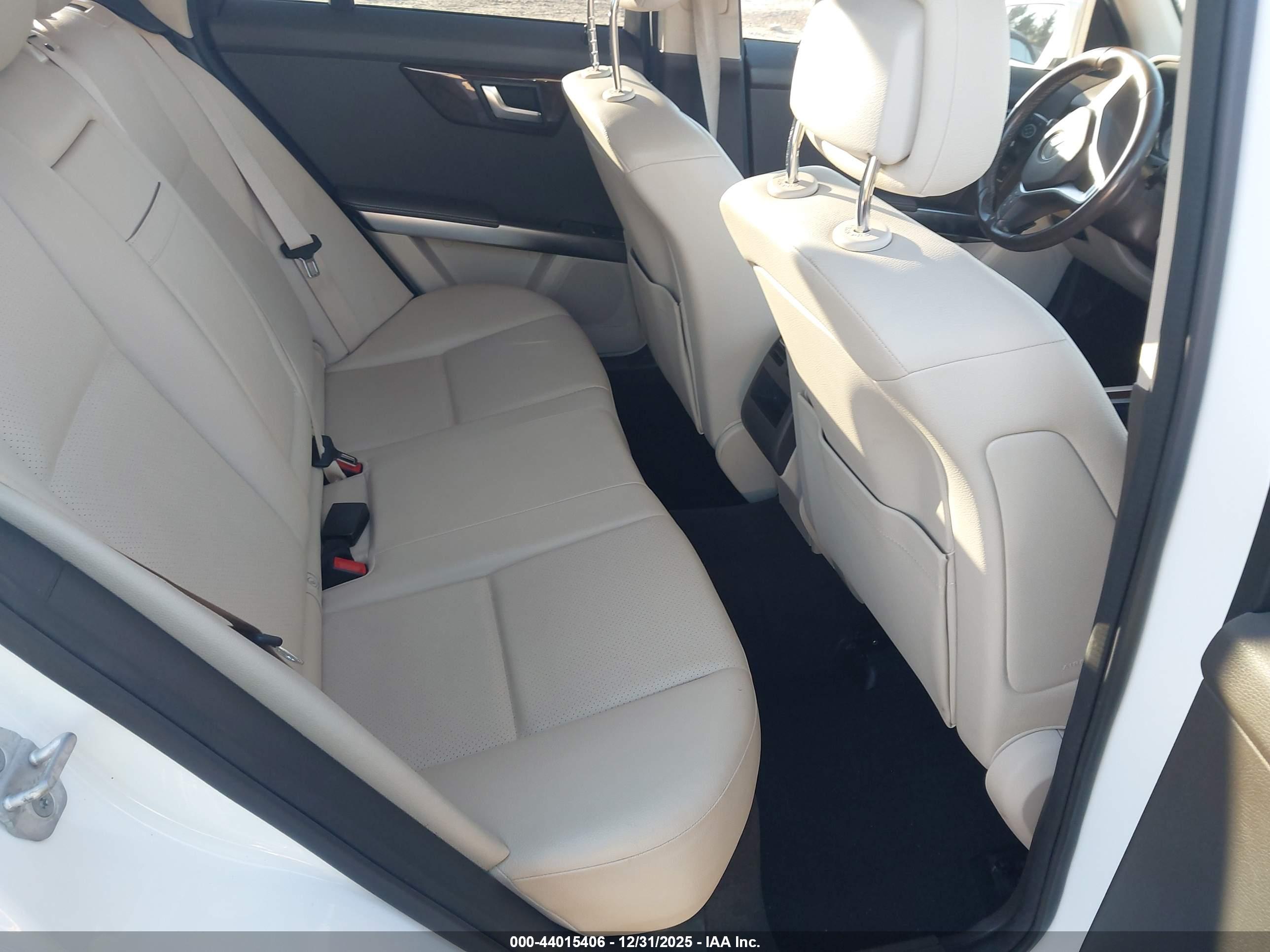 MERCEDES-BENZ GLK image 8