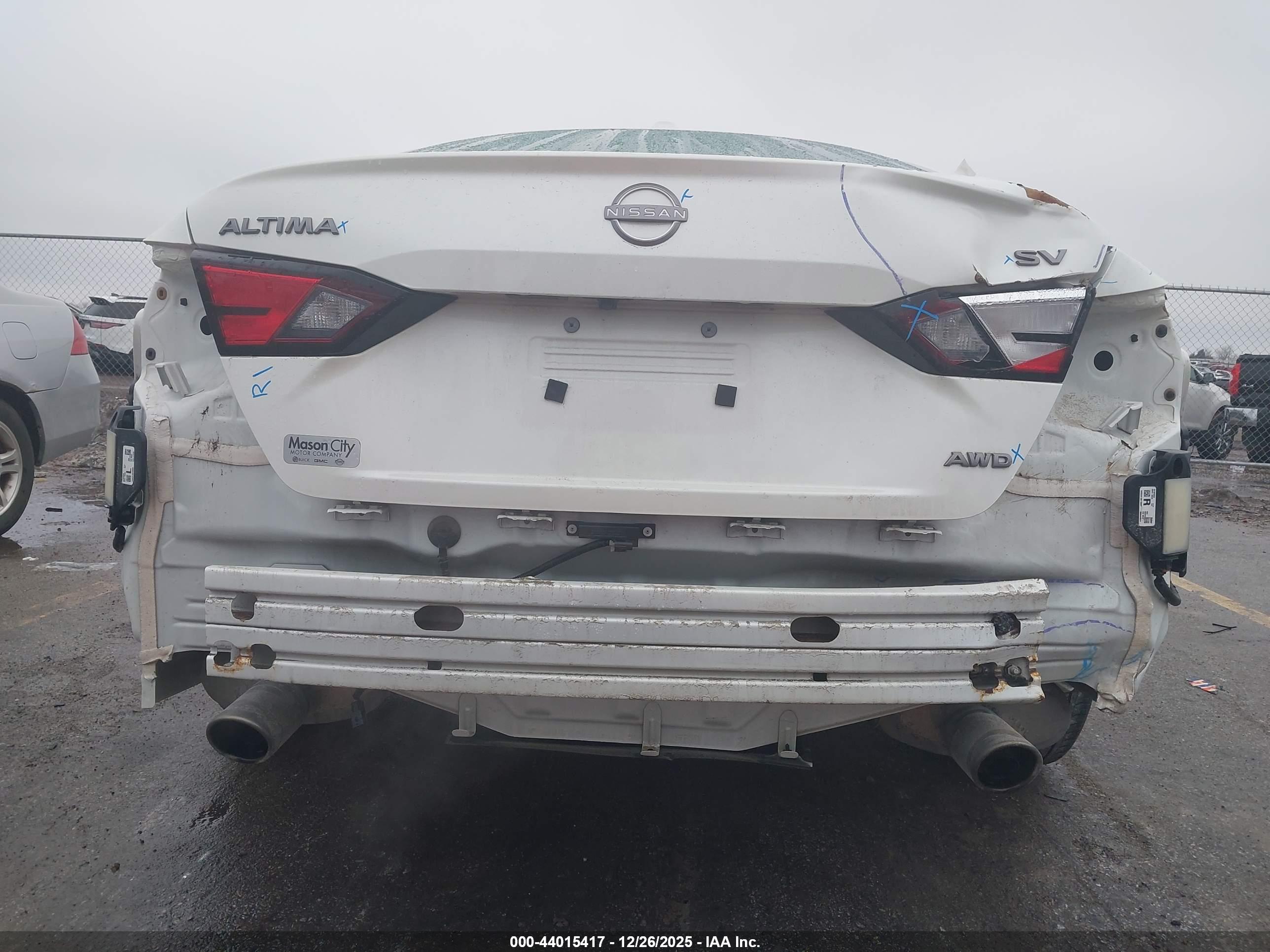 NISSAN ALTIMA image 6