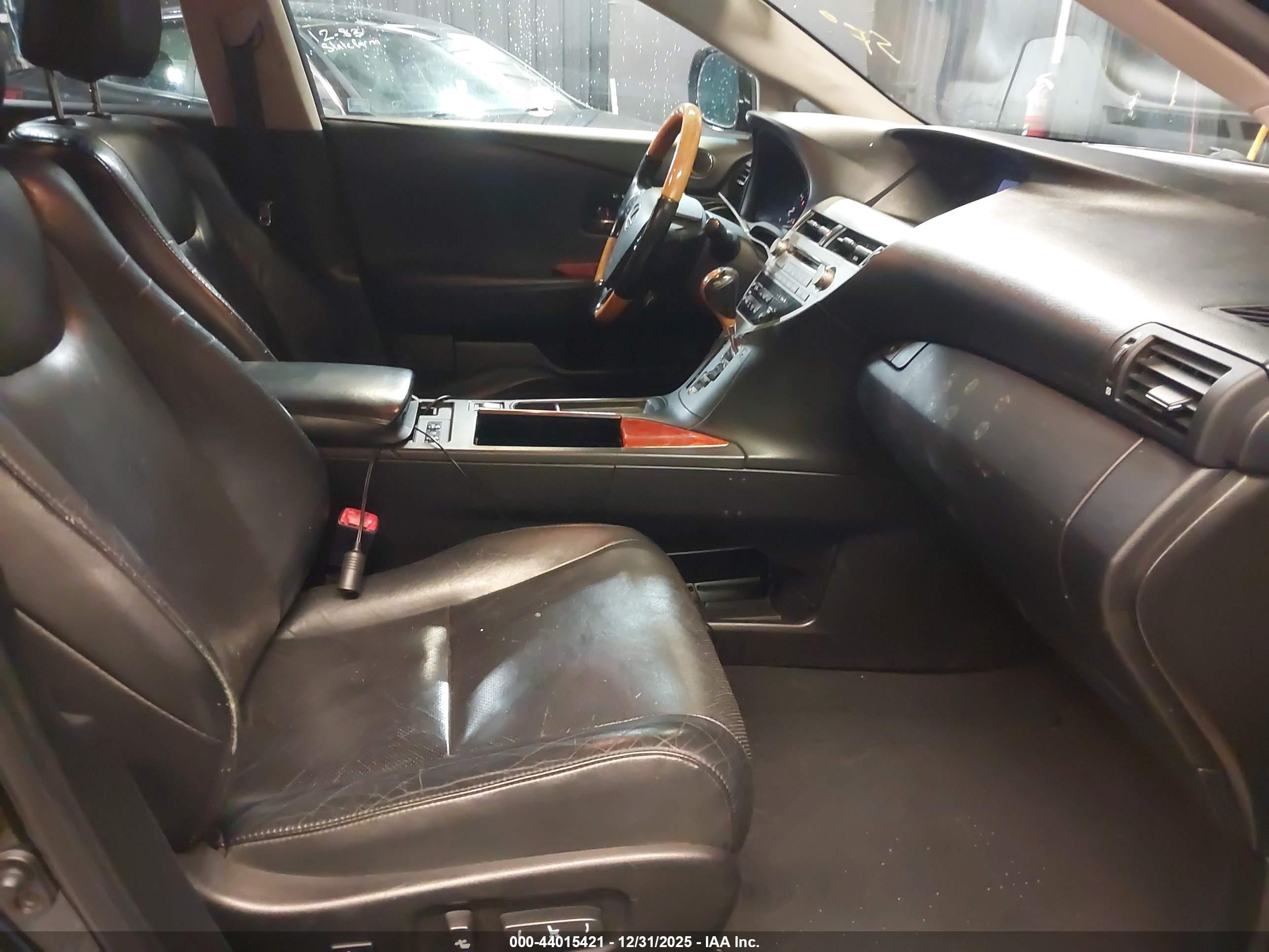 LEXUS RX image 5