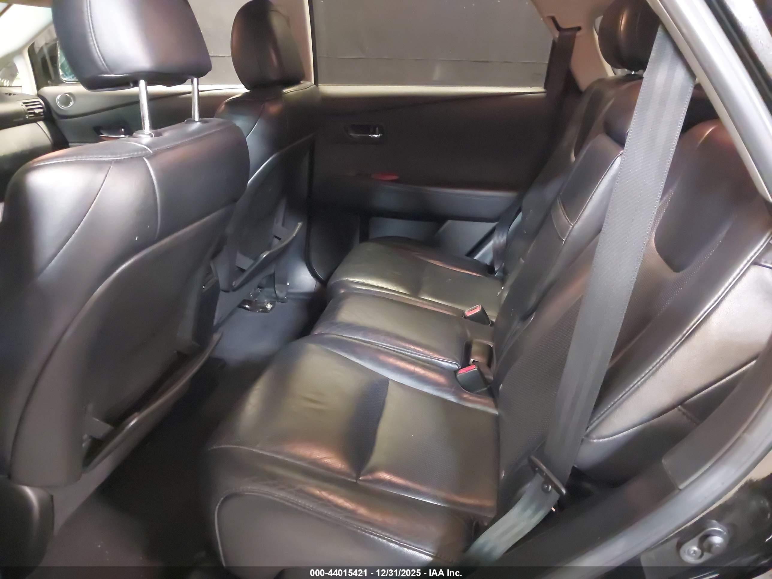 LEXUS RX image 8