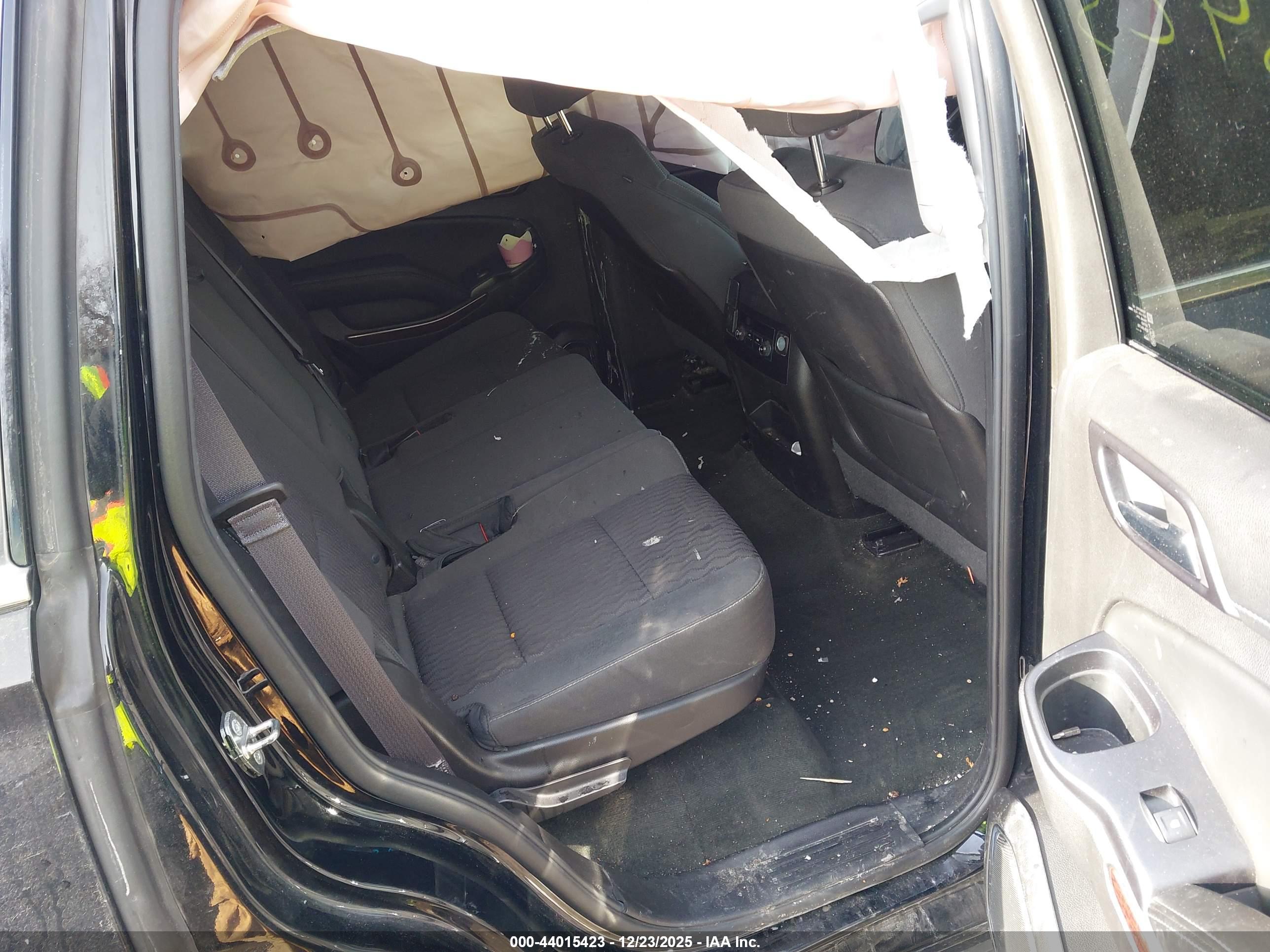 GMC YUKON image 8
