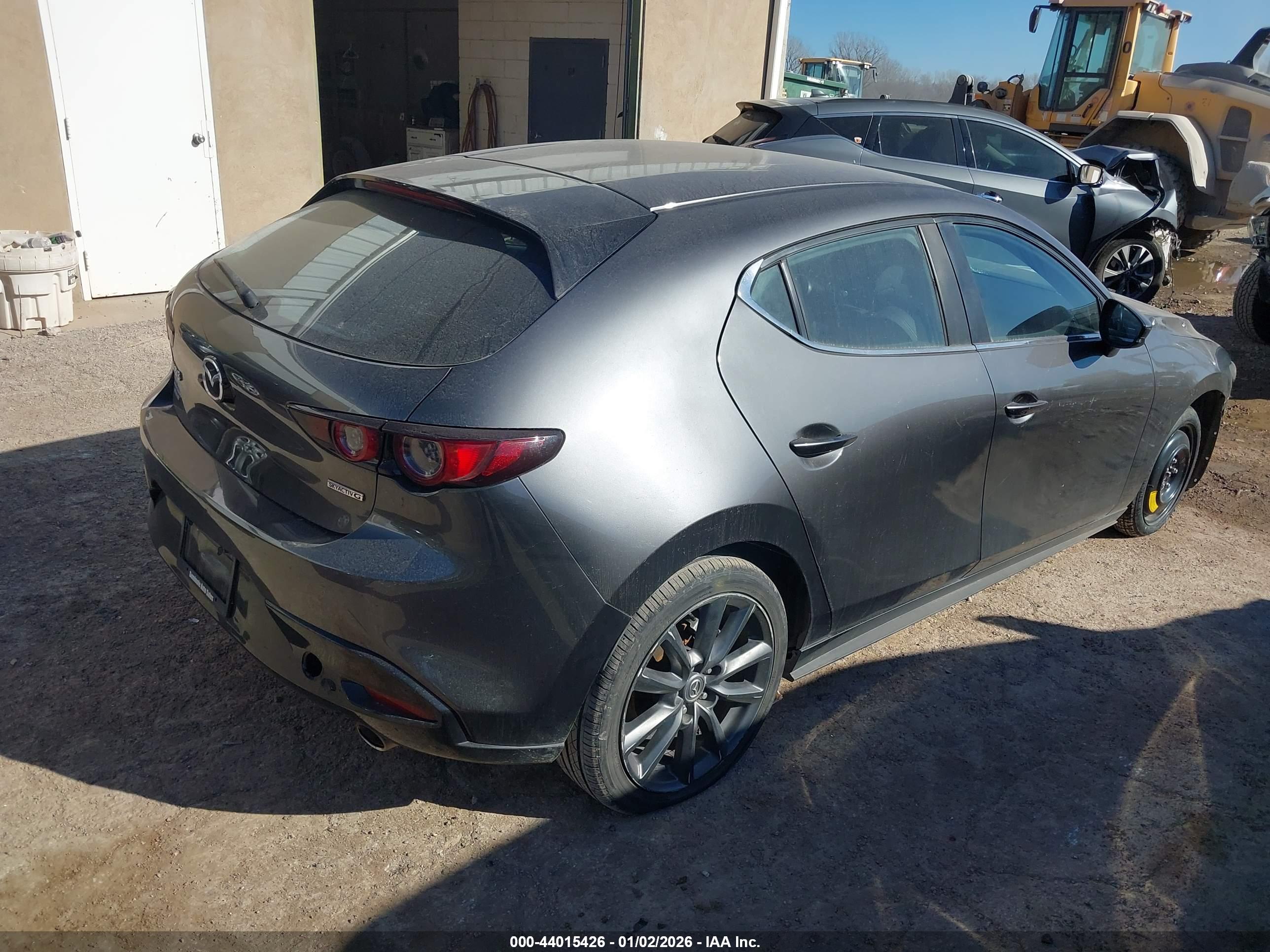 MAZDA MAZDA3 image 4